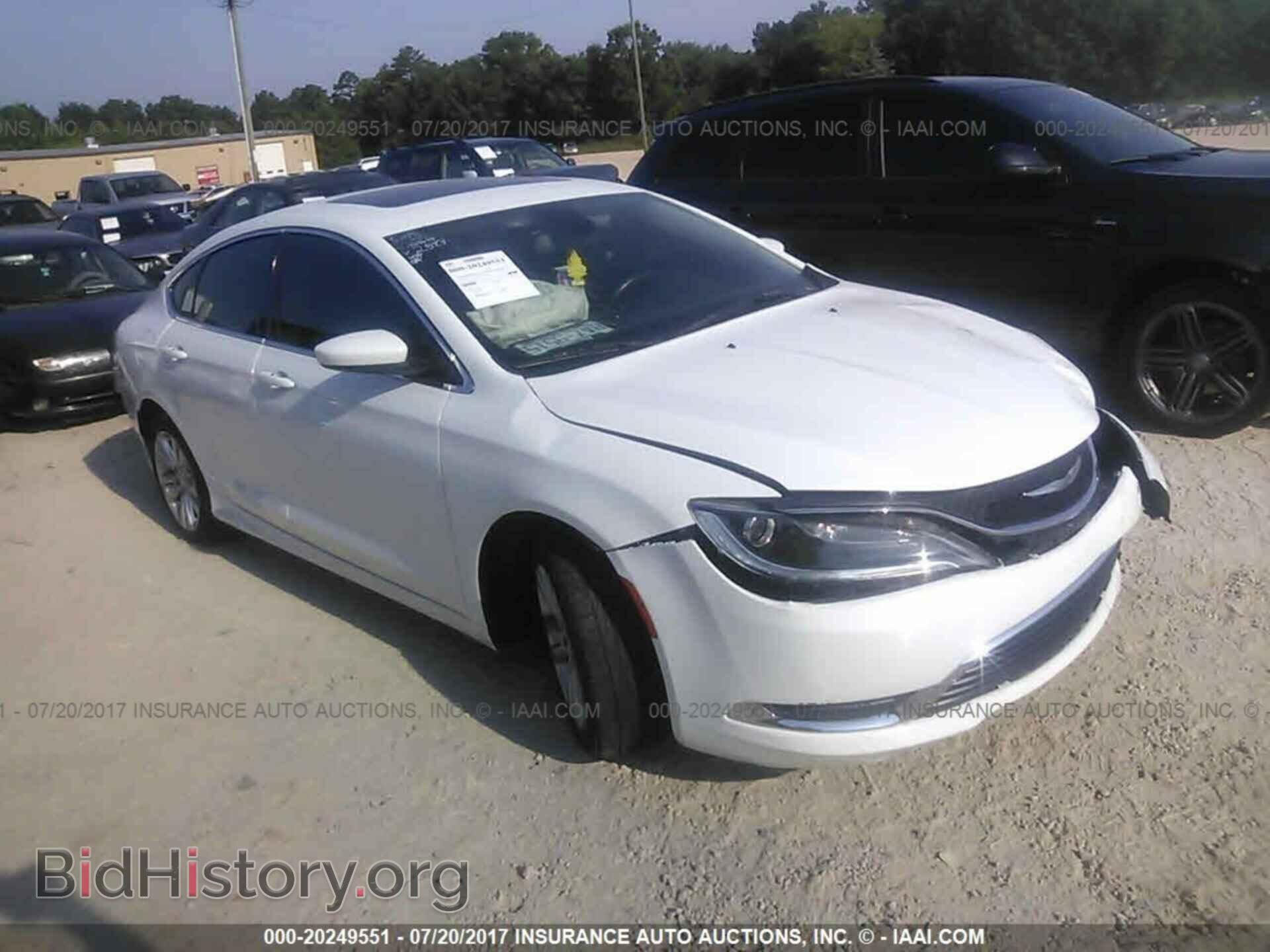 Photo 1C3CCCAB3FN632593 - Chrysler 200 2015