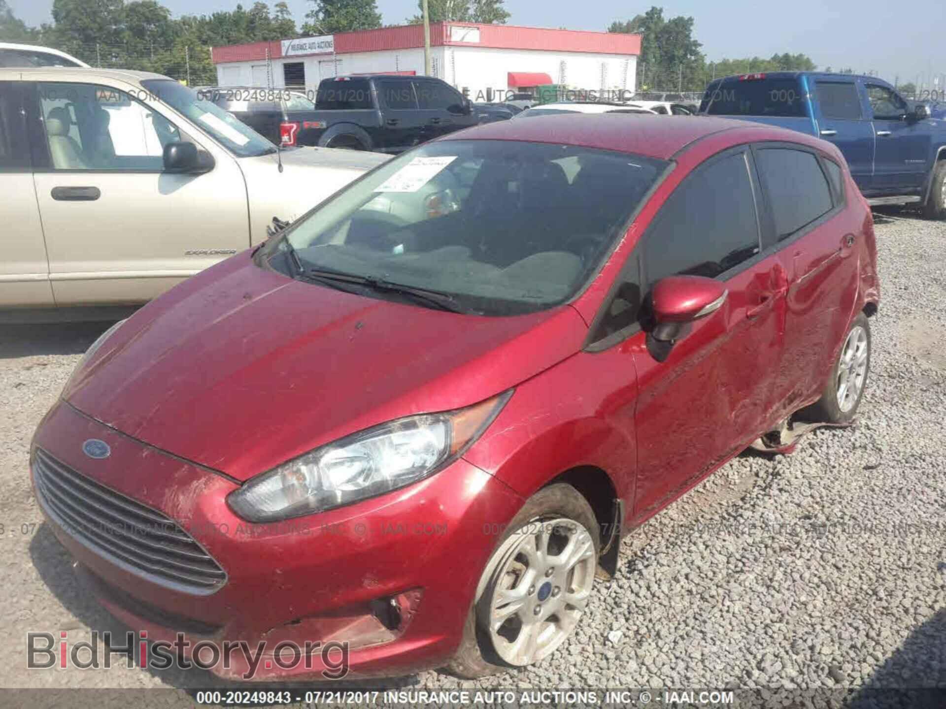 2014 Ford Fiesta - VIN: 3FADP4EJ9EM139043 - Фото 2