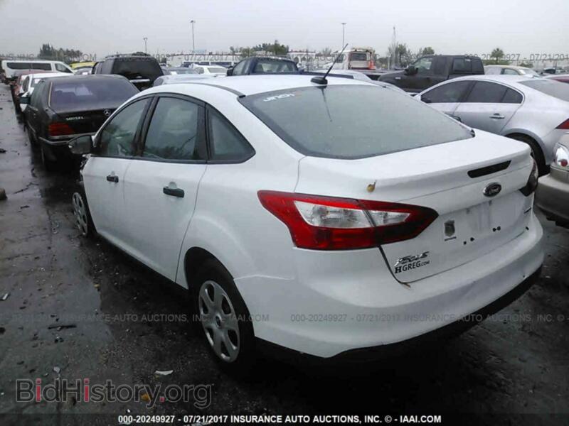 2014 Ford FOCUS (VIN 1FADP3E21EL153233) — фото 3 из 10