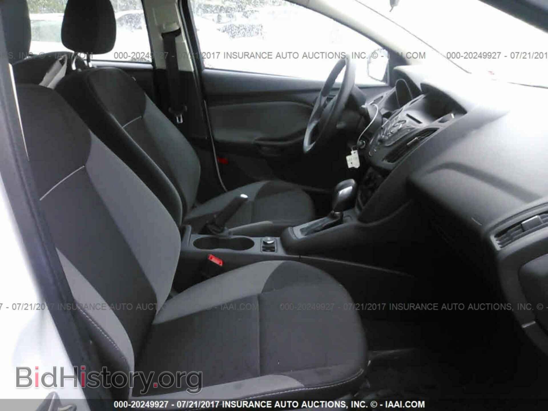 2014 Ford Focus - VIN: 1FADP3E21EL153233 - Photo 5