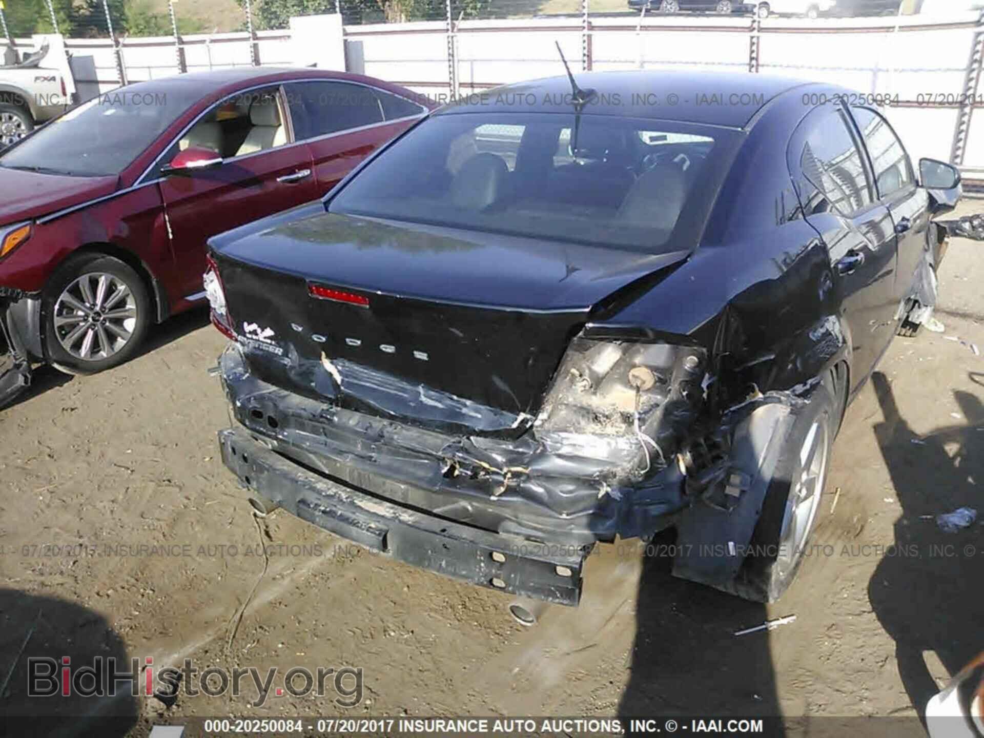 2011 Dodge Avenger - VIN: 1B3BD2FG5BN544059 - Фото 4