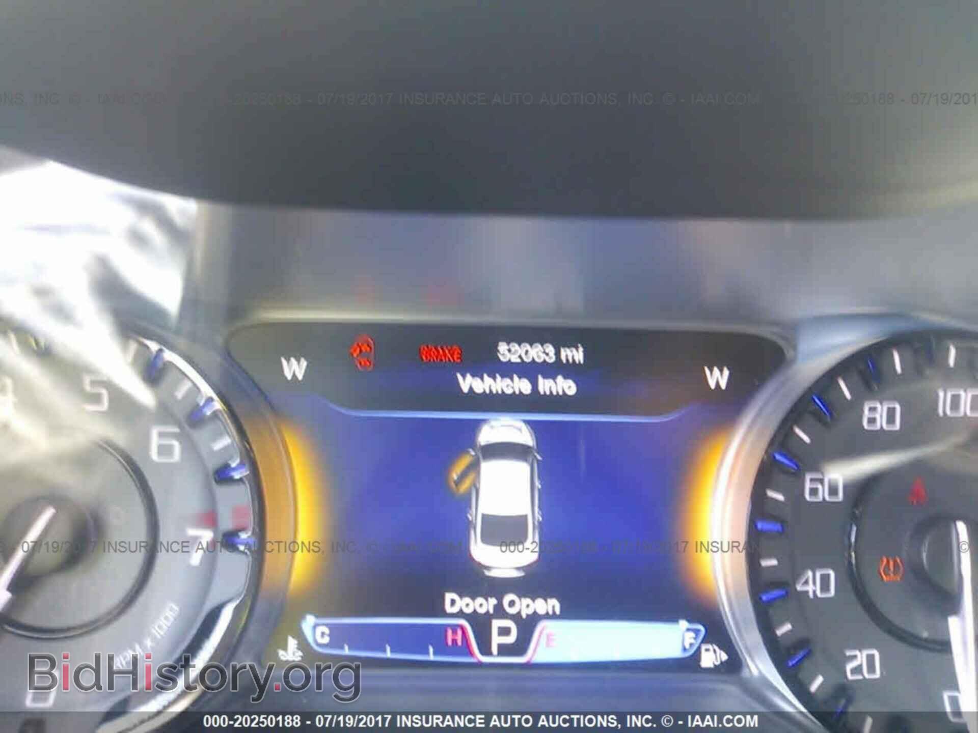 2015 Chrysler 200 - VIN: 1C3CCCDG2FN530399 - Photo 7