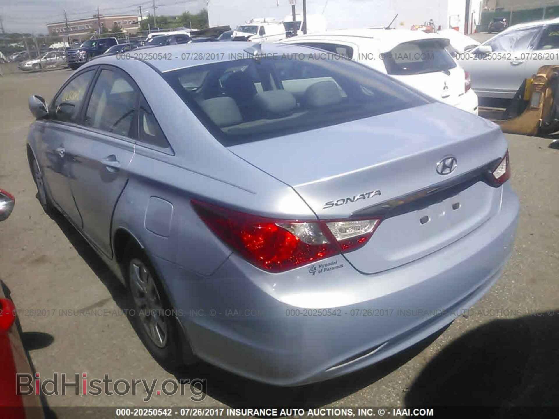 2012 Hyundai Sonata - VIN: 5NPEB4AC8CH434867 - Фото 3