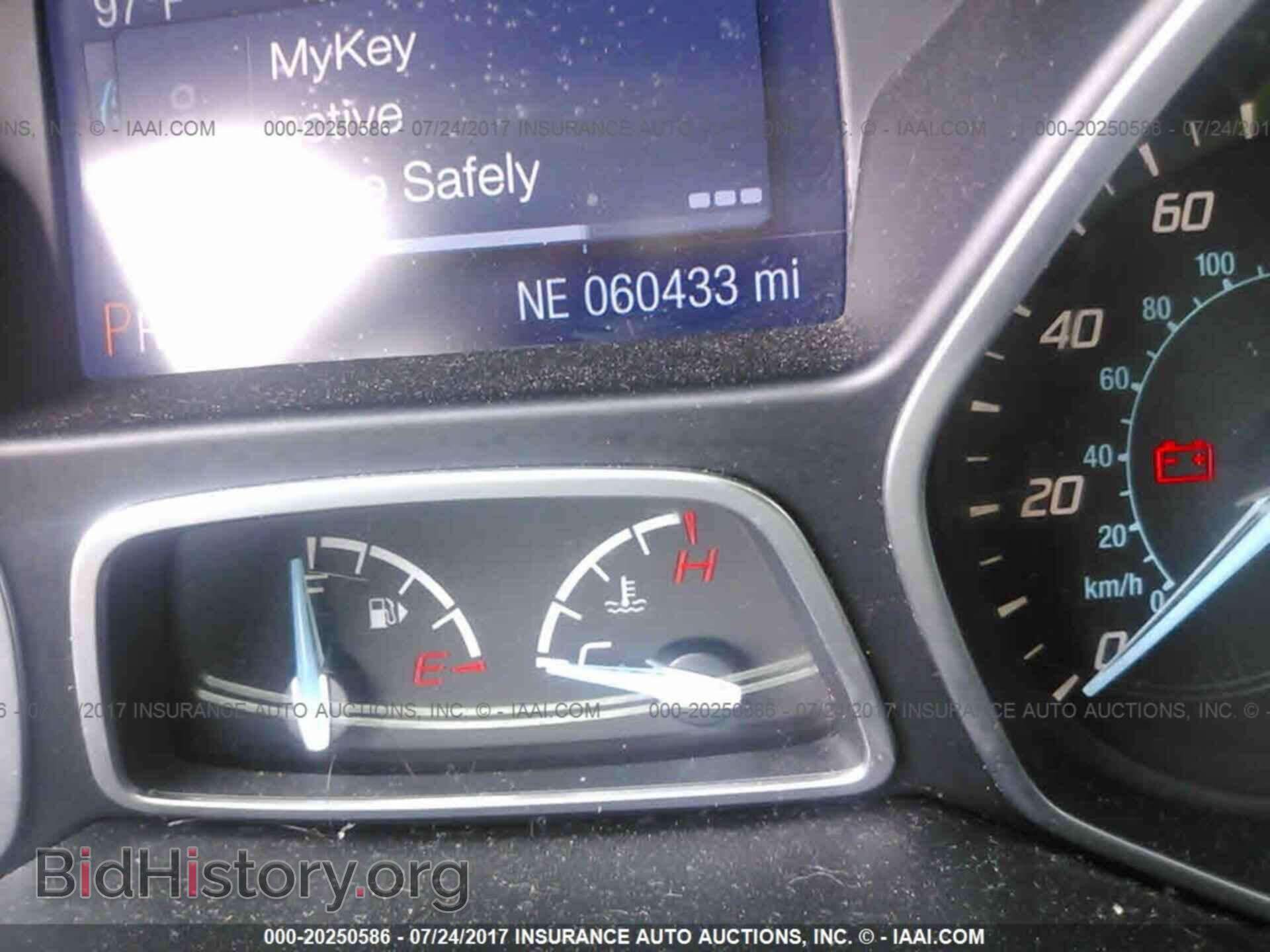 2014 Ford Focus - VIN: 1FADP3F2XEL233306 - Photo 7