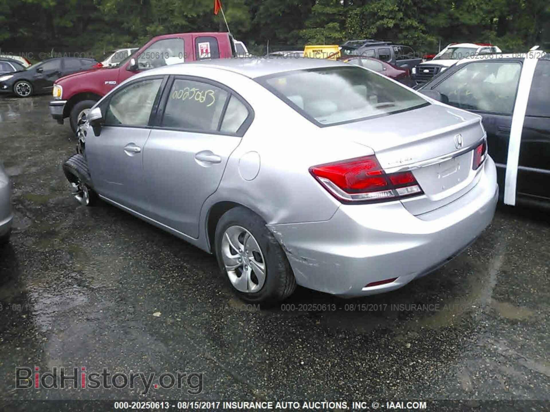 2014 Honda Civic - VIN: 19XFB2F59EE026632 - Photo 3