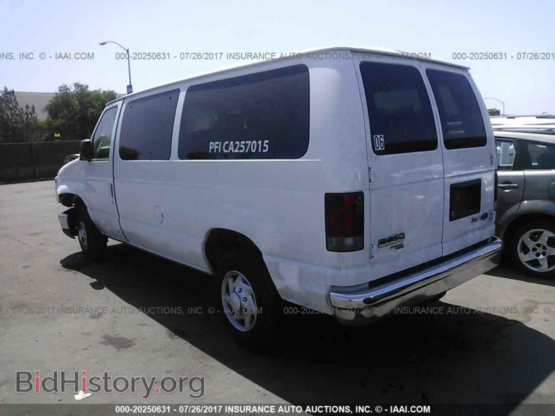 2012 Ford Econoline - VIN: 1FBNE3BL2CDA30182 - Photo 3