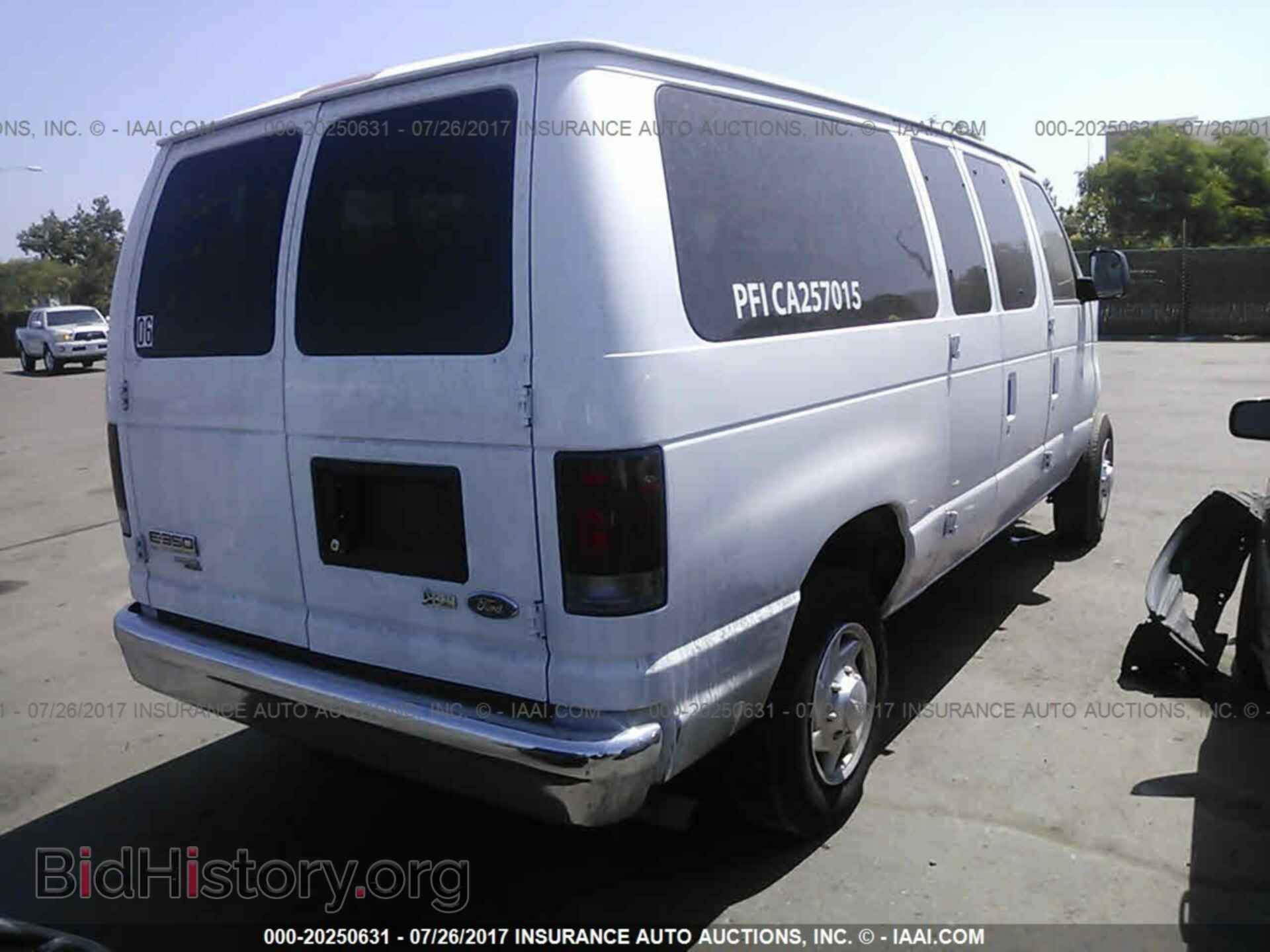 2012 Ford Econoline - VIN: 1FBNE3BL2CDA30182 - Photo 4