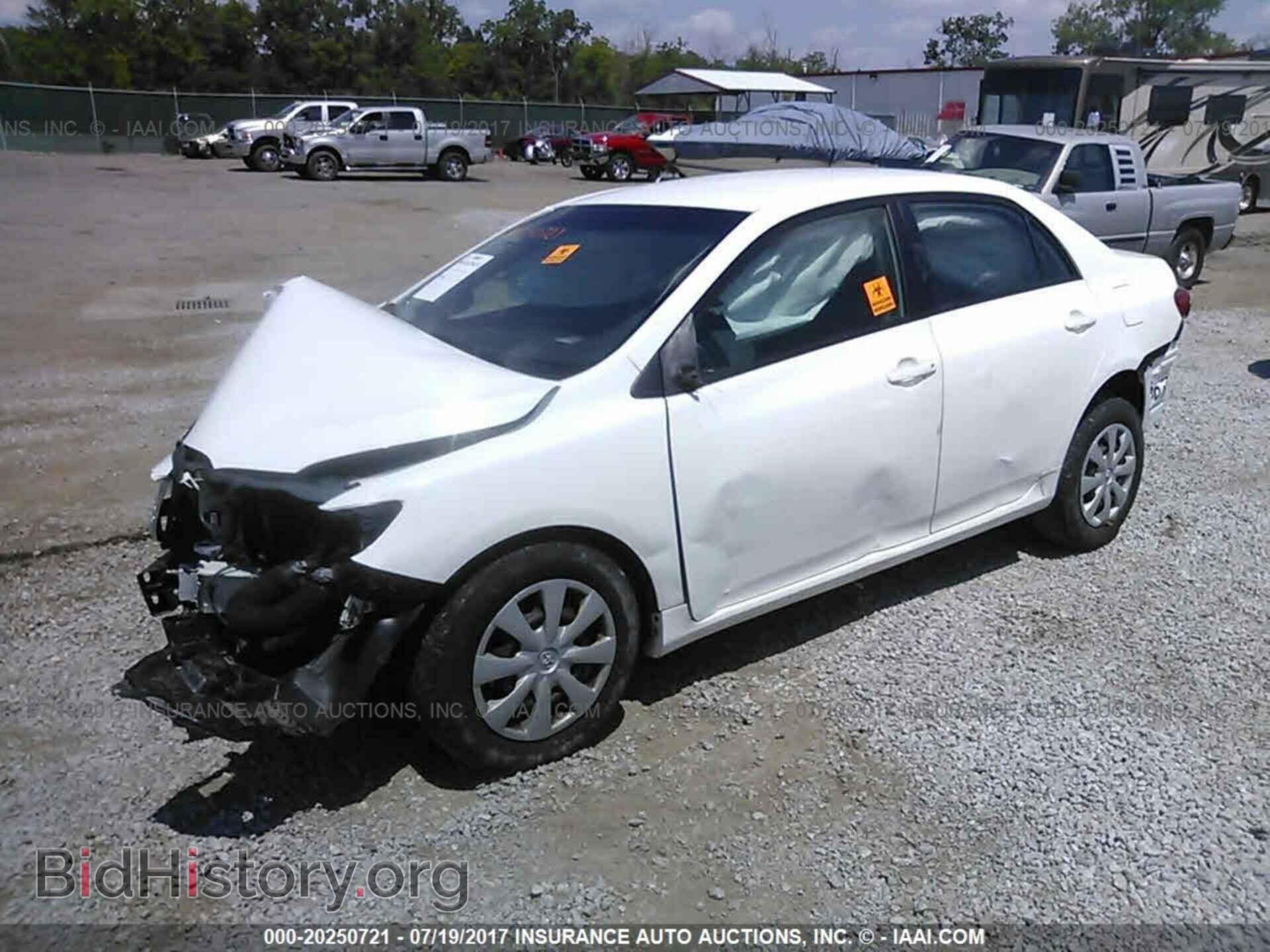 2011 Toyota Corolla - VIN: JTDBU4EE8BJ098684 - Фото 2