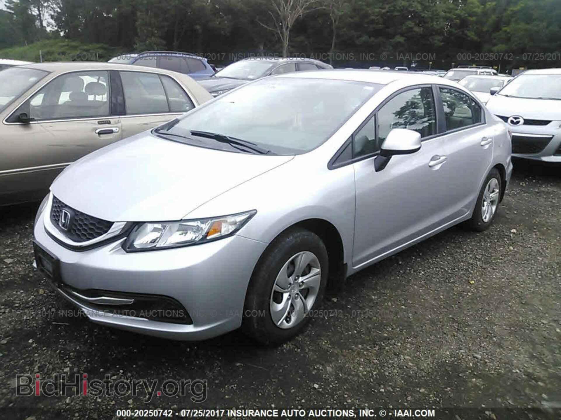 2013 Honda Civic - VIN: 2HGFB2F54DH562506 - Photo 2