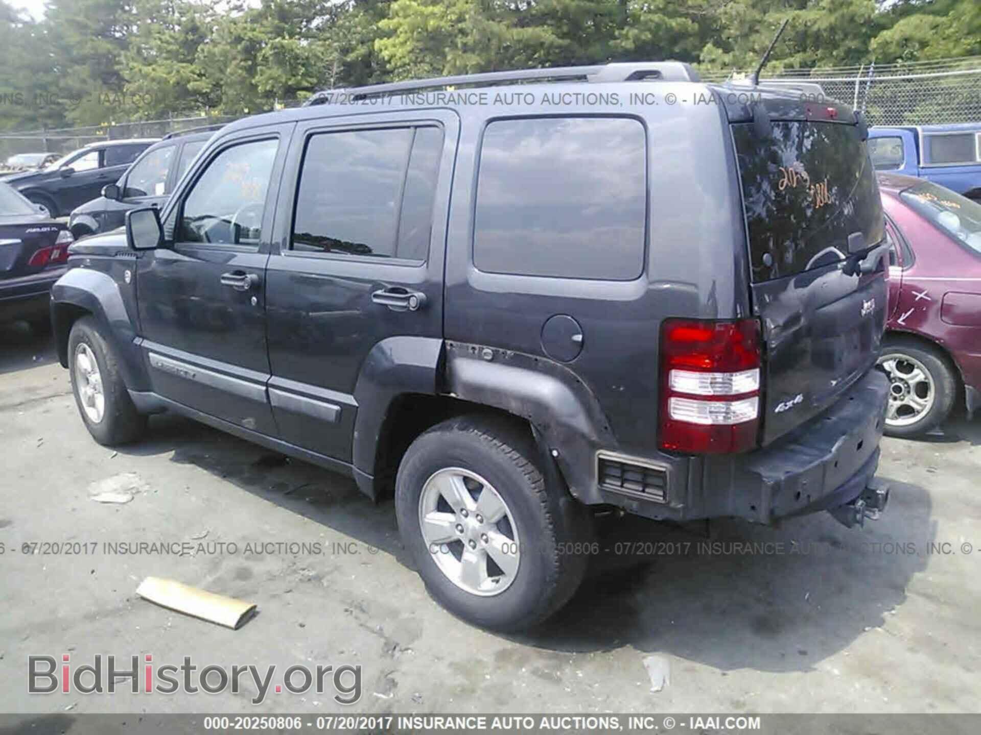 2011 Jeep Liberty - VIN: 1J4PN2GK2BW584348 - Фото 3