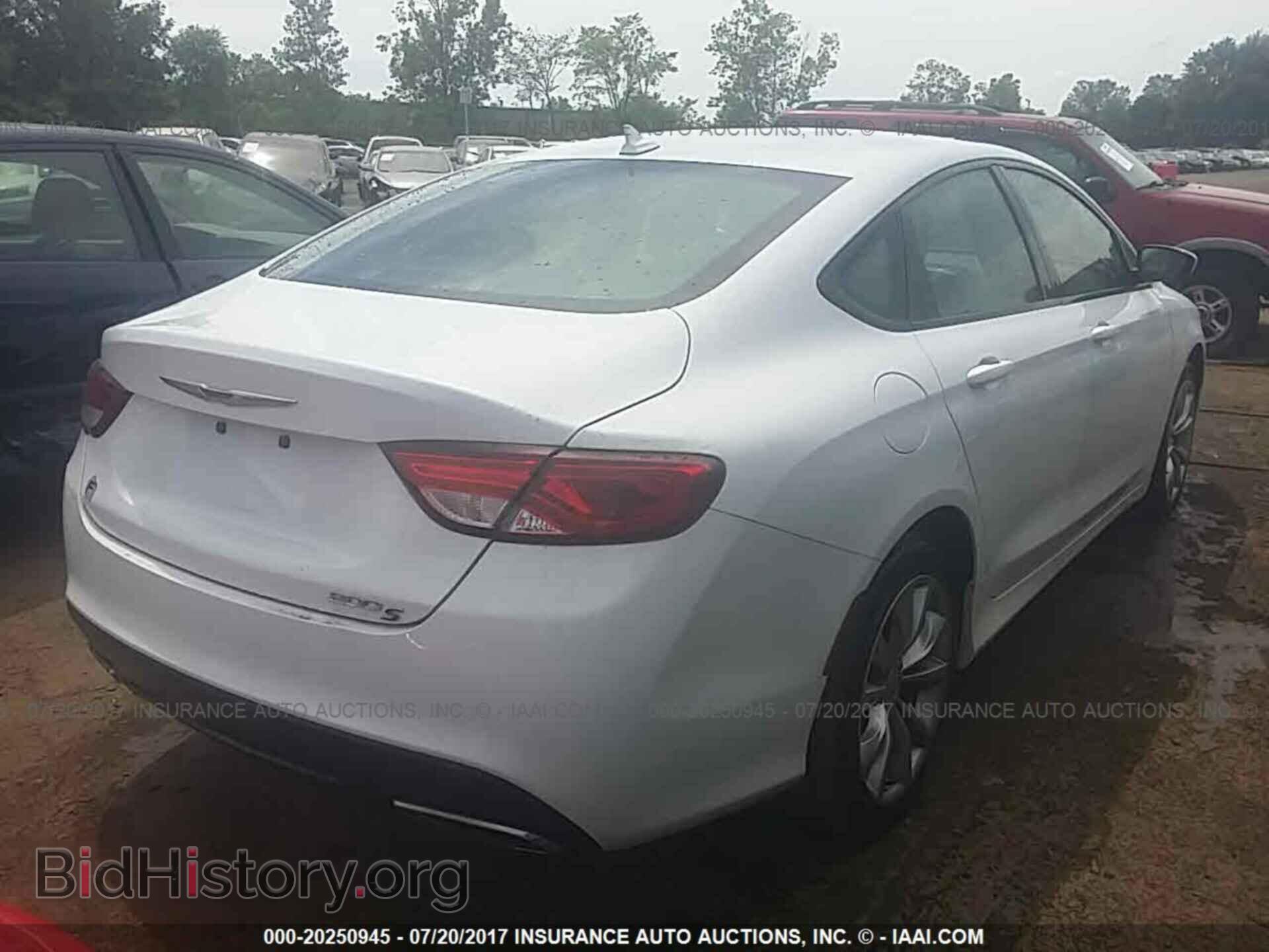 2015 Chrysler 200 - VIN: 1C3CCCBB9FN760285 - Фото 4