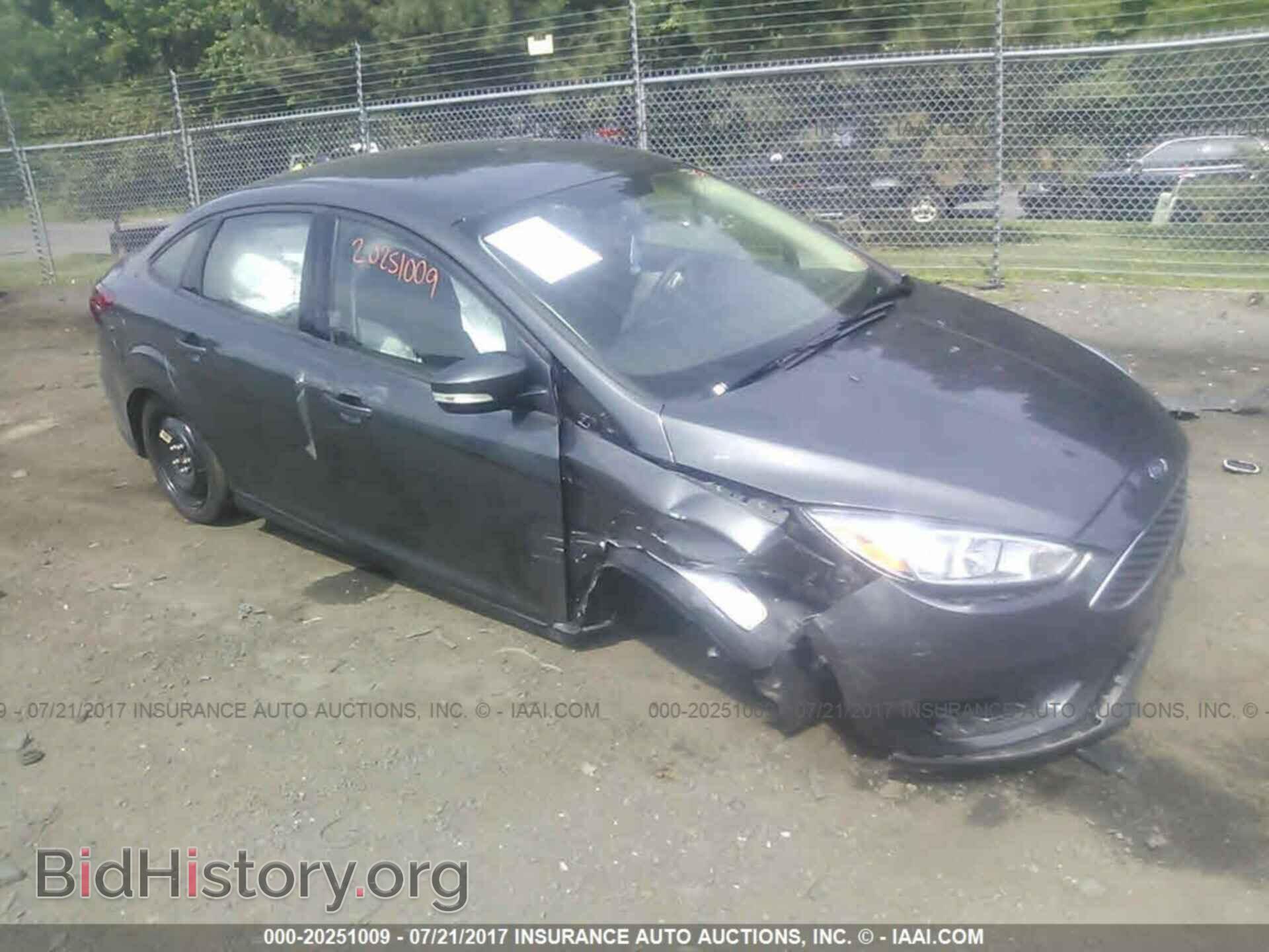 Photo 1FADP3F2XGL353965 - Ford Focus 2016