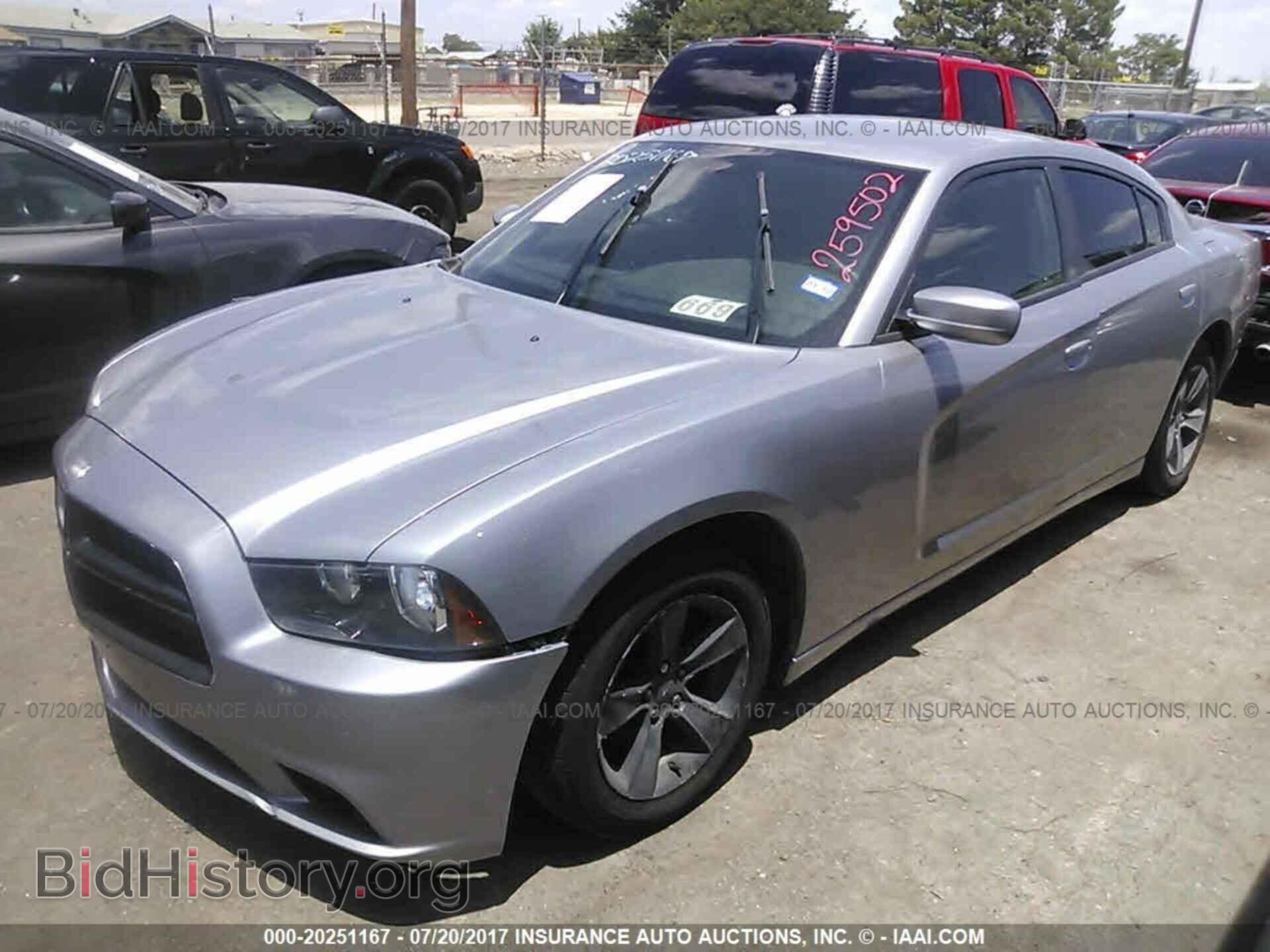 2014 Dodge Charger - VIN: 2C3CDXHG8EH259502 - Фото 2