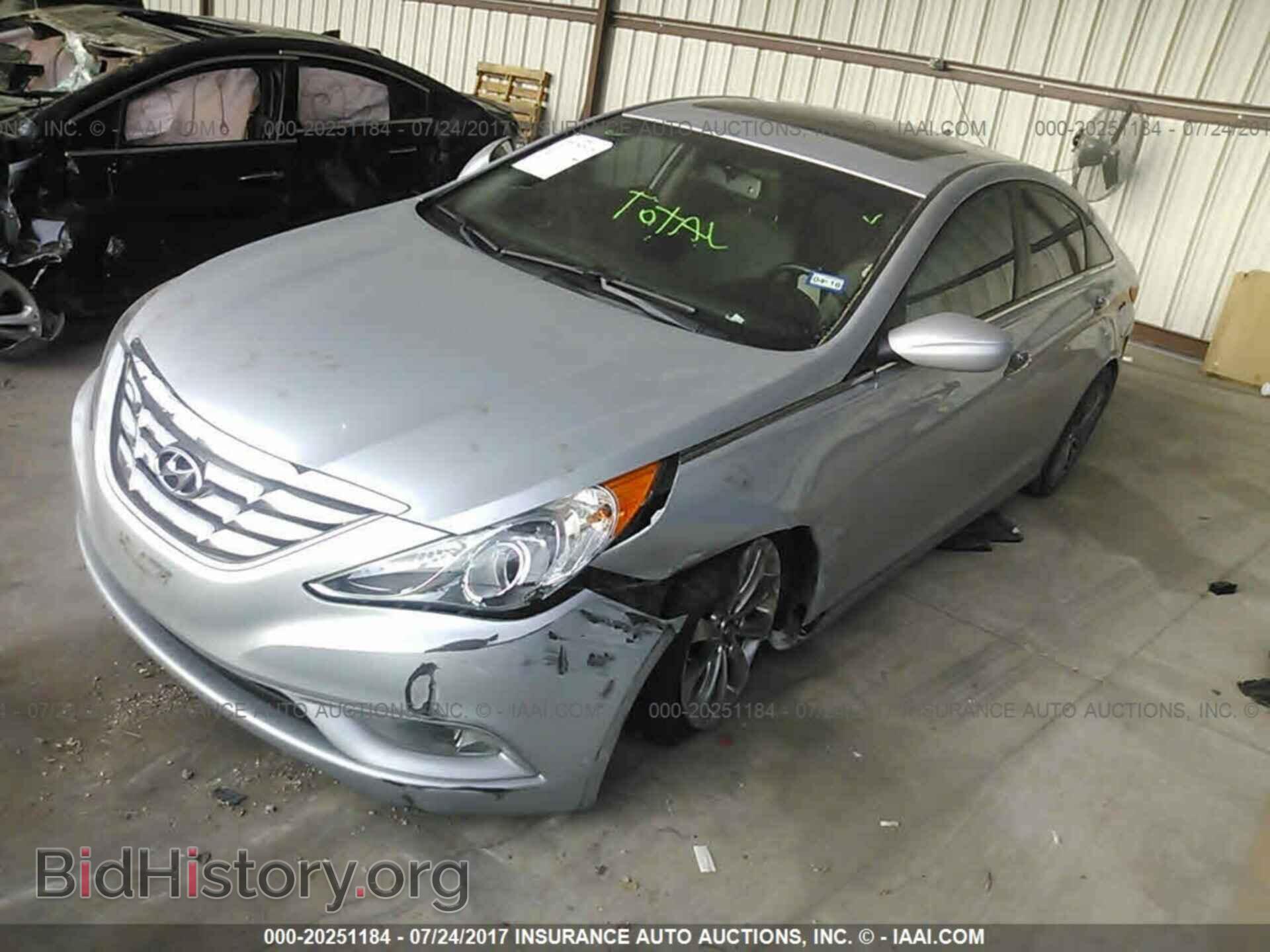 2012 Hyundai Sonata - VIN: 5NPEC4AC8CH447700 - Фото 2