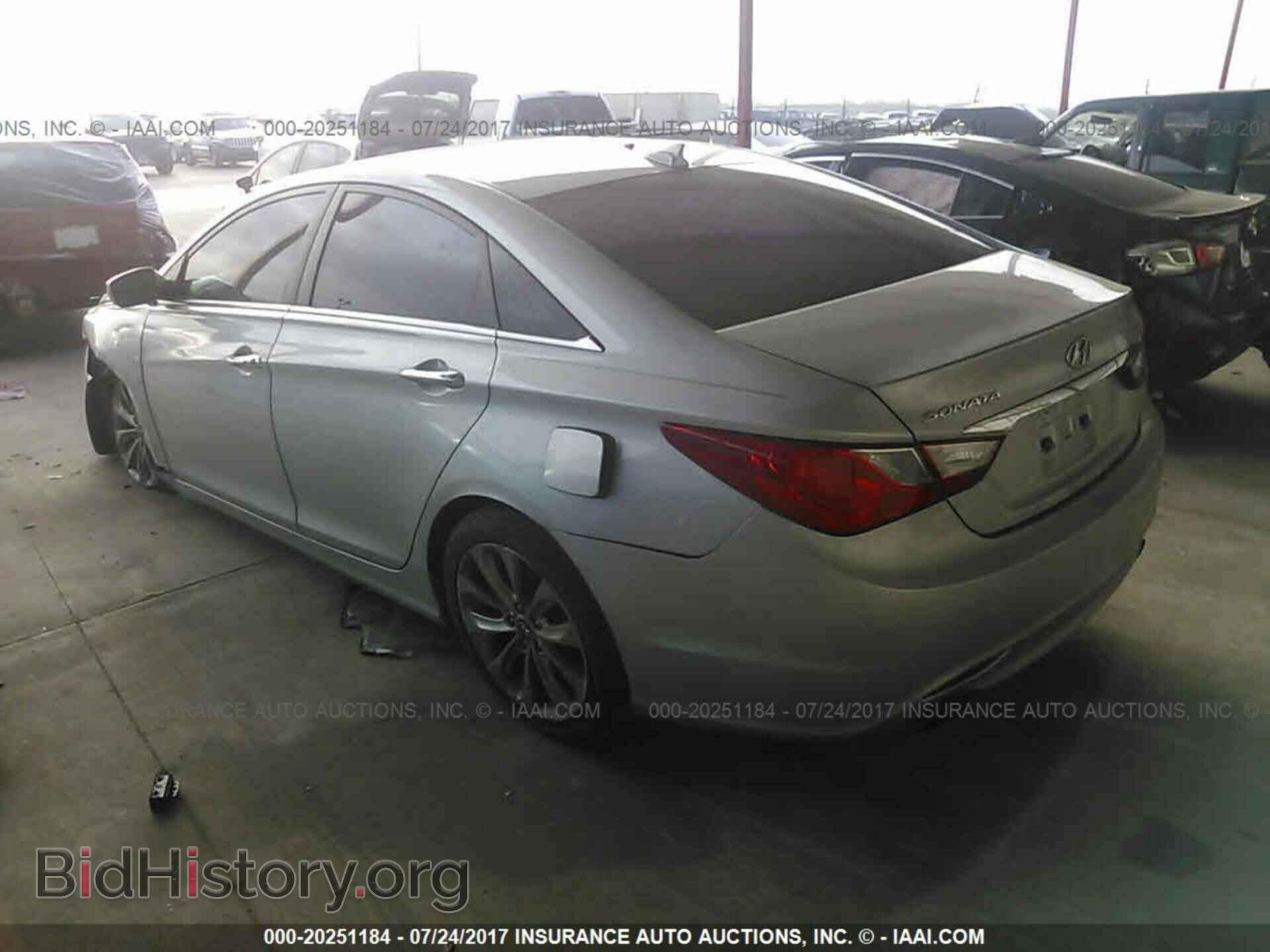2012 Hyundai Sonata - VIN: 5NPEC4AC8CH447700 - Фото 3