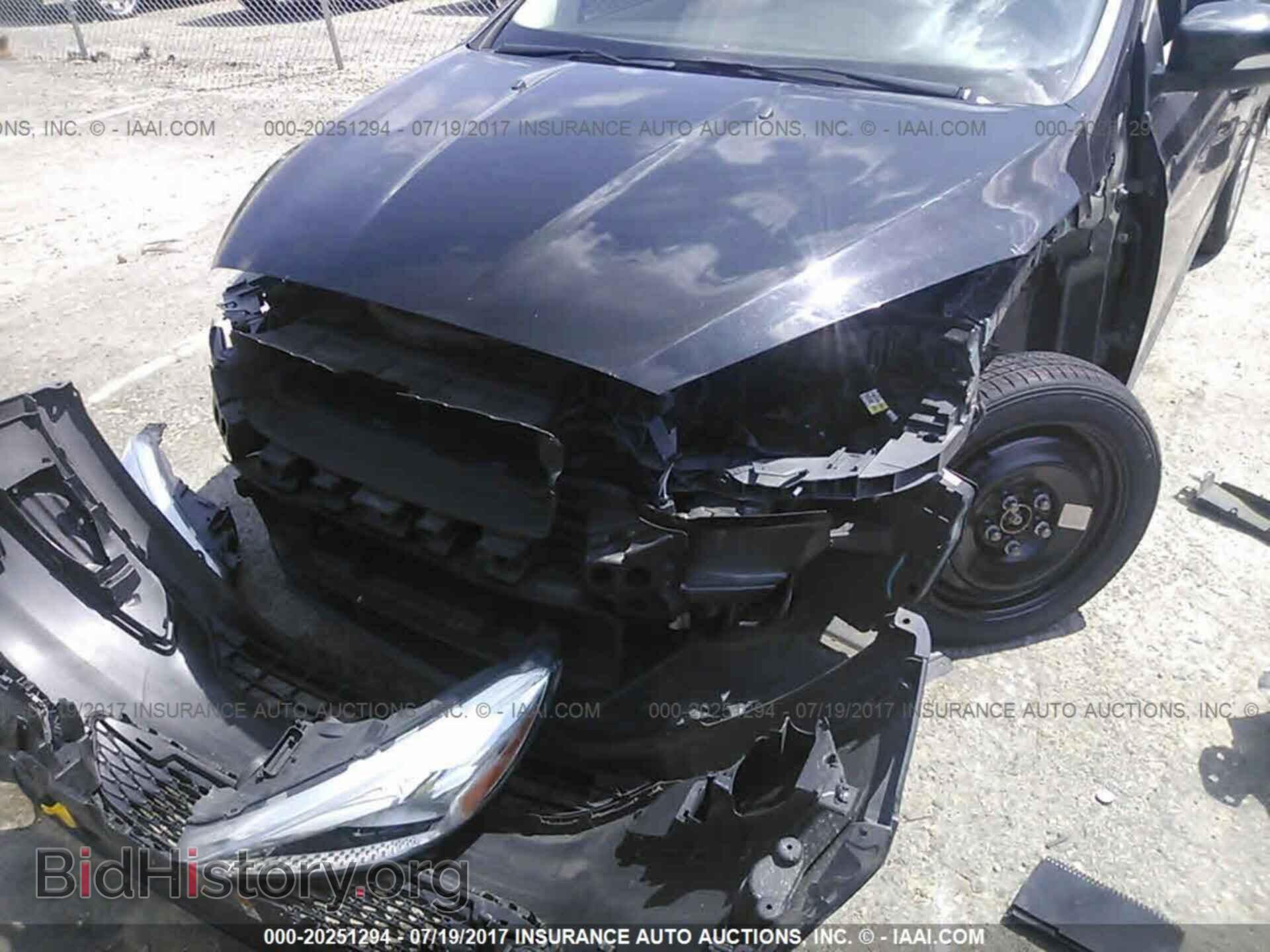 2015 Ford Focus - VIN: 1FADP3F2XFL206673 - Photo 6