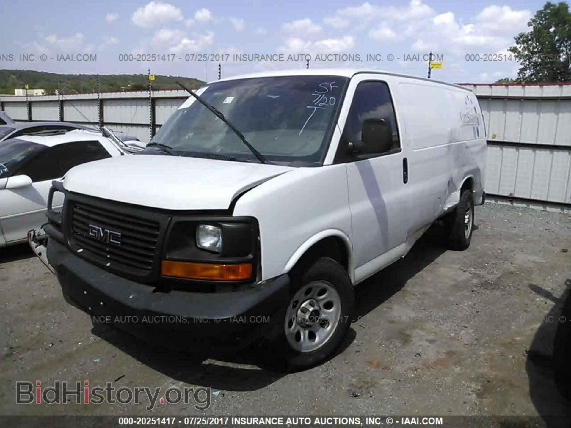 2012 Gmc Savana - VIN: 1GTS7AFX0C1132978 - Фото 2