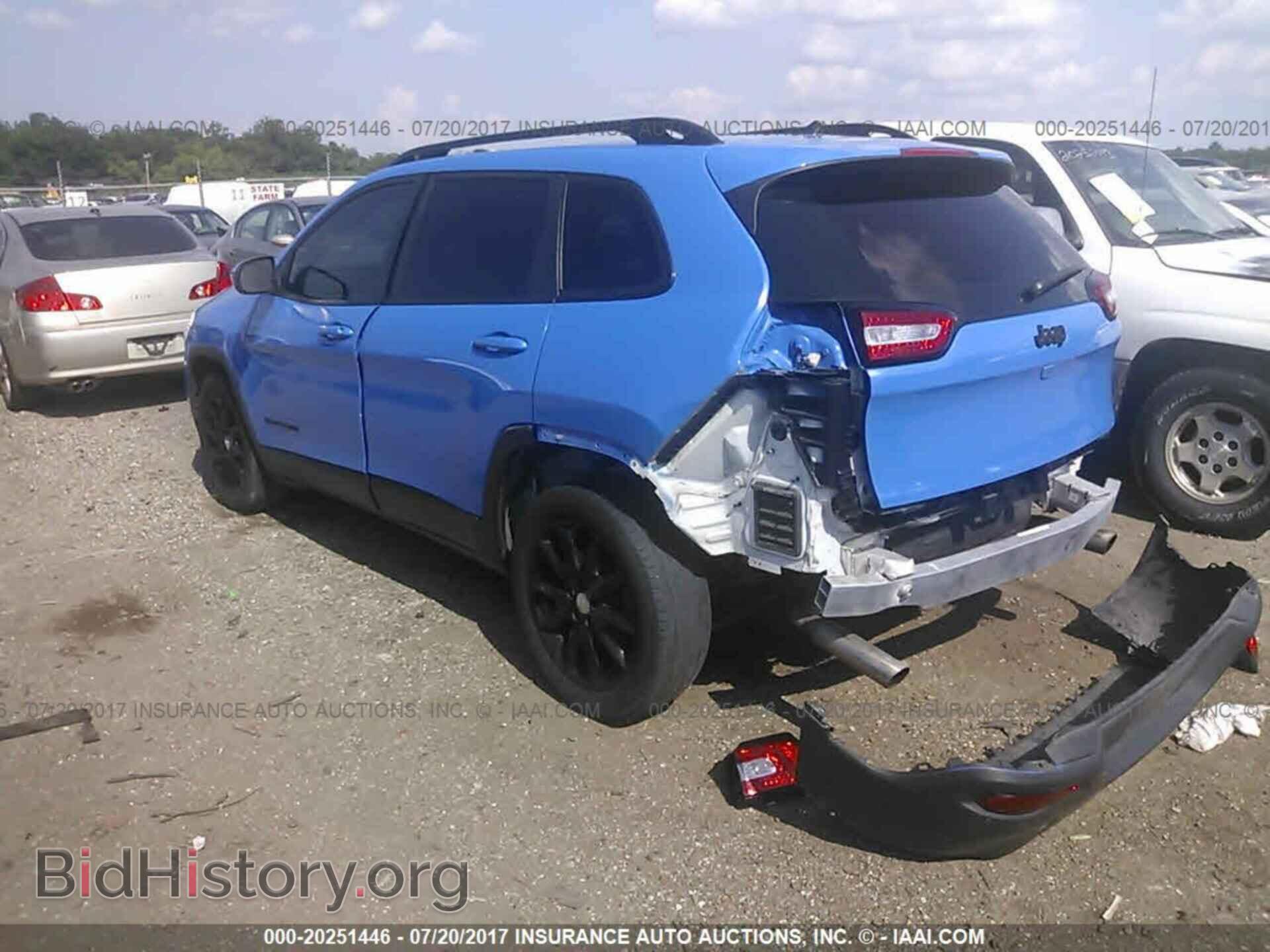 2014 Jeep Cherokee - VIN: 1C4PJLCS7EW313805 - Фото 3