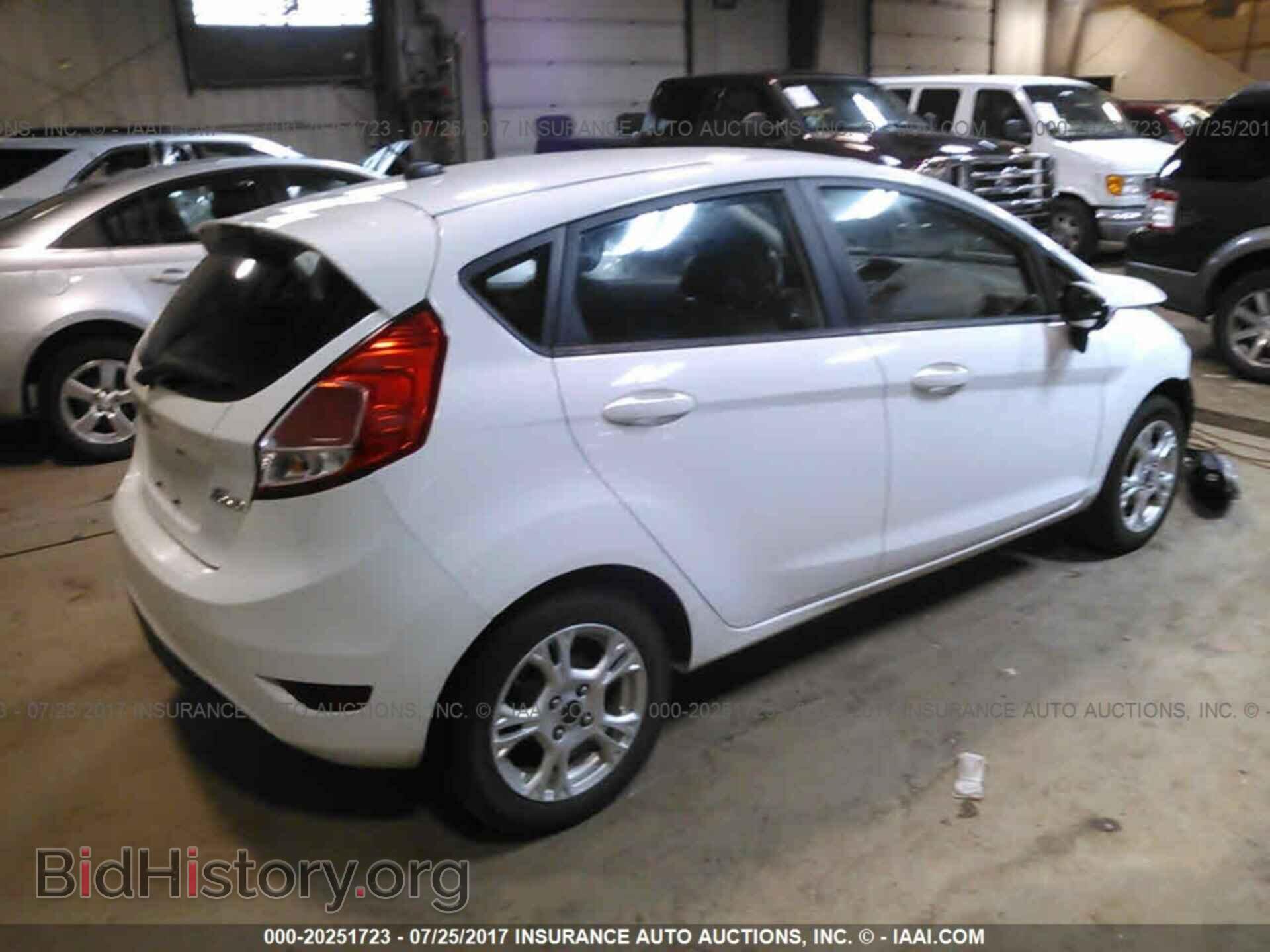 2014 Ford Fiesta - VIN: 3FADP4EJ4EM160558 - Photo 4