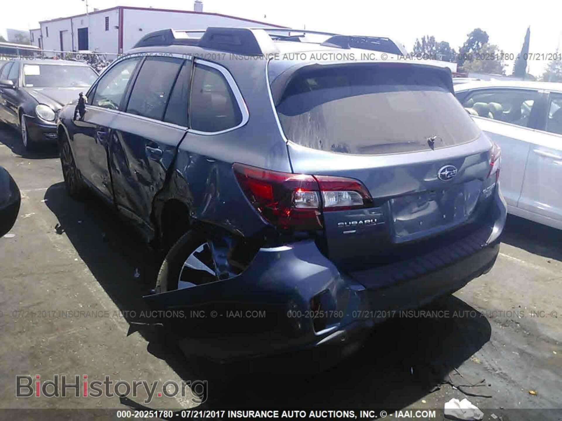 2017 Subaru Outback - VIN: 4S4BSENC7H3226979 - Фото 3
