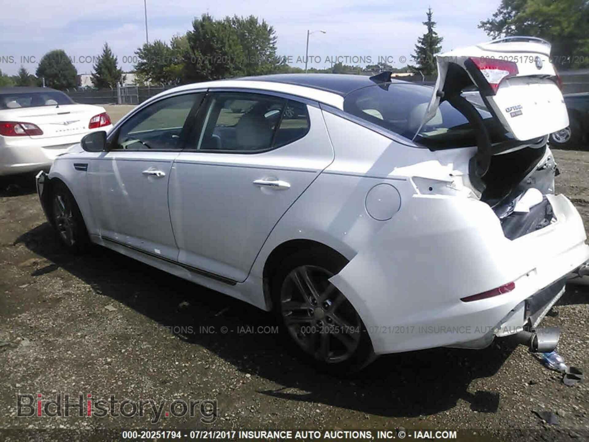 2013 Kia Optima - VIN: 5XXGR4A65DG093388 - Photo 3
