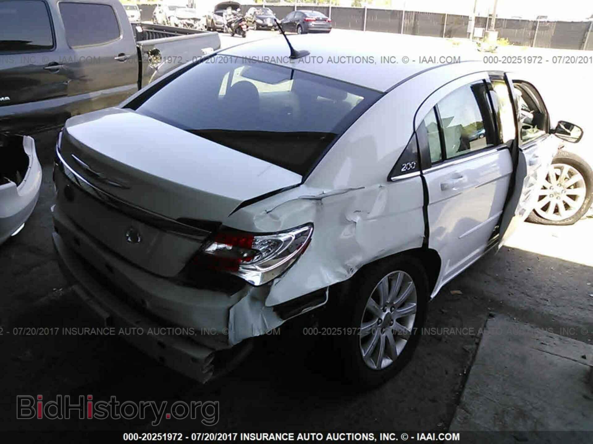 2012 Chrysler 200 - VIN: 1C3CCBBB0CN296163 - Фото 4