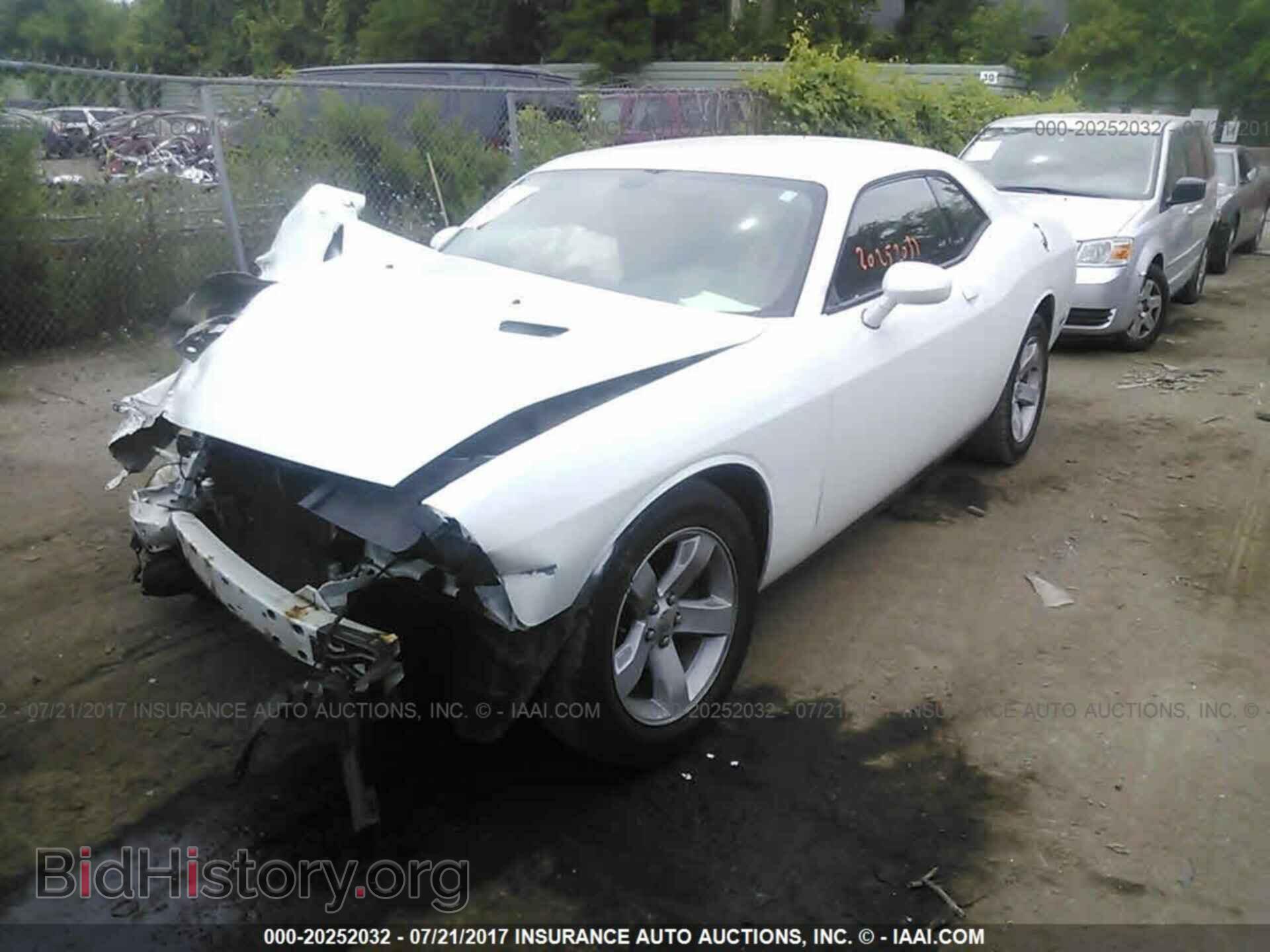 2012 Dodge Challenger - VIN: 2C3CDYAG4CH291893 - Фото 2