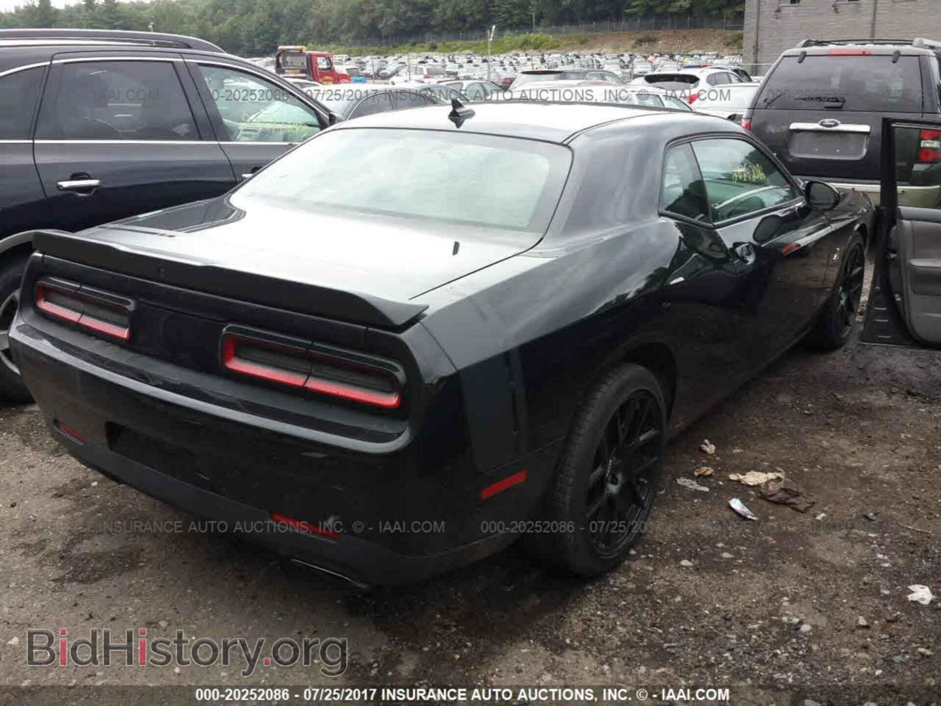 2015 Dodge Challenger - VIN: 2C3CDZFJ1FH708675 - Photo 4