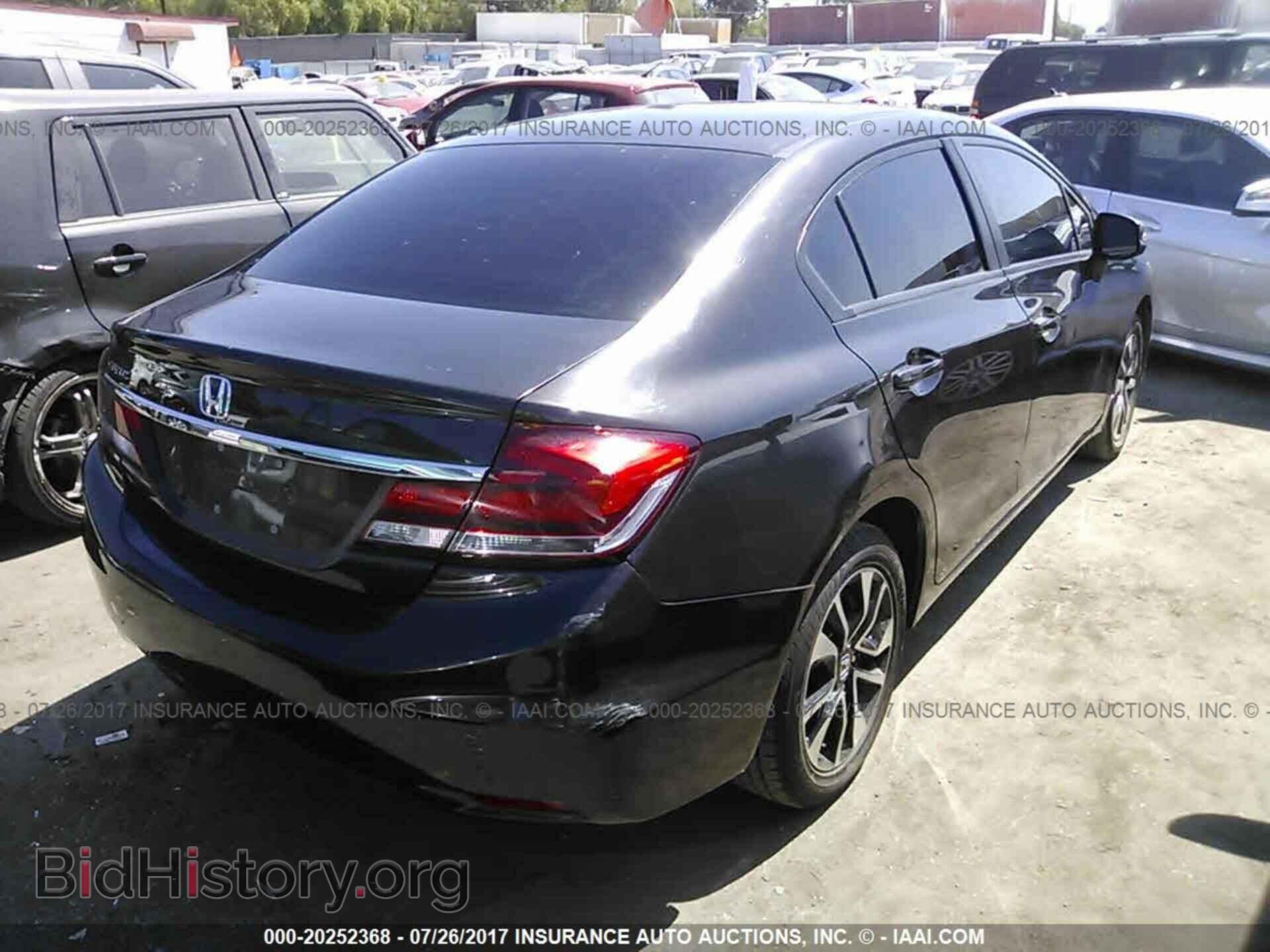 2013 Honda Civic - VIN: 19XFB2F89DE232848 - Photo 4