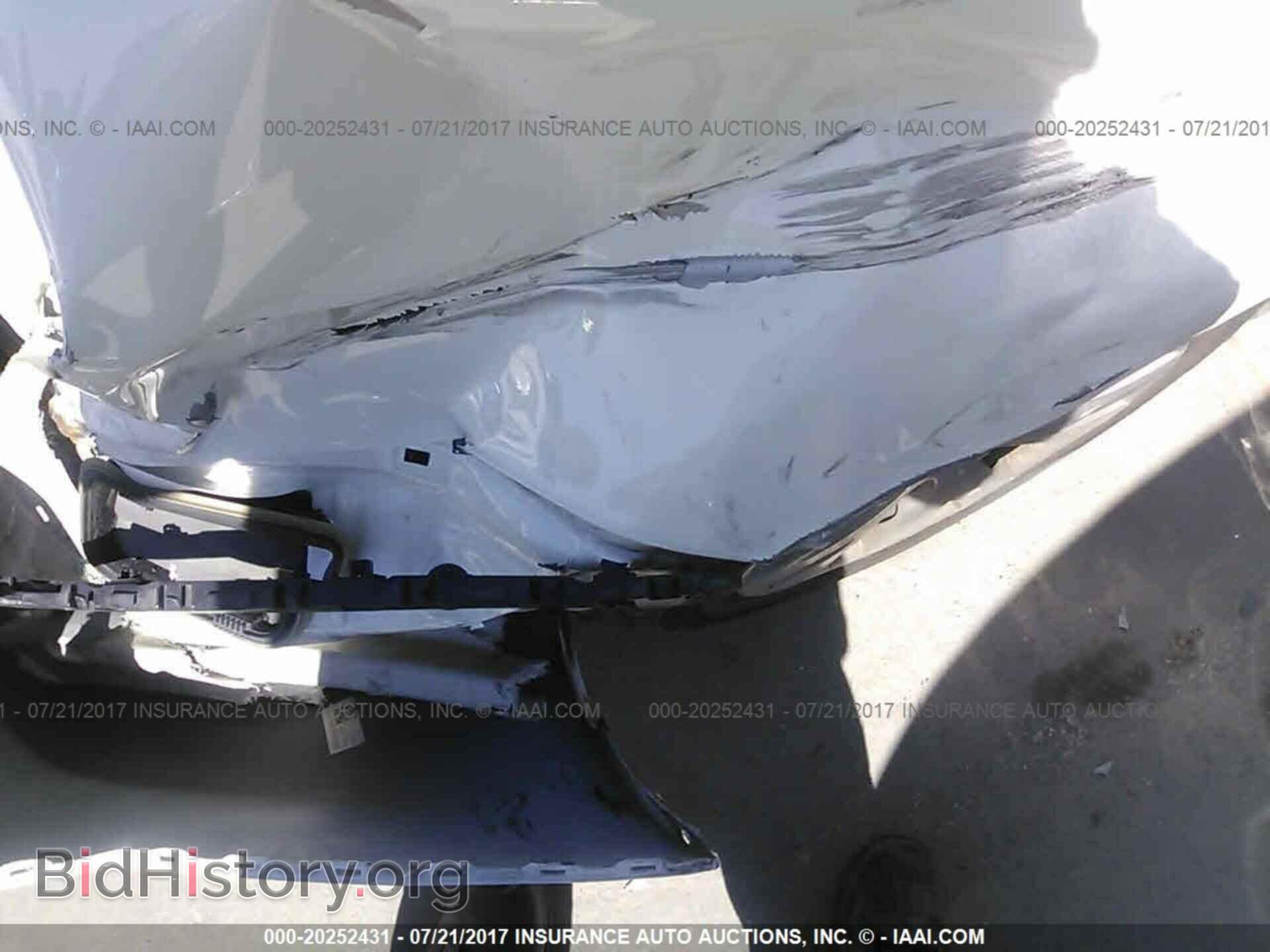 2012 Honda Civic - VIN: 2HGFB2F51CH609652 - Photo 6
