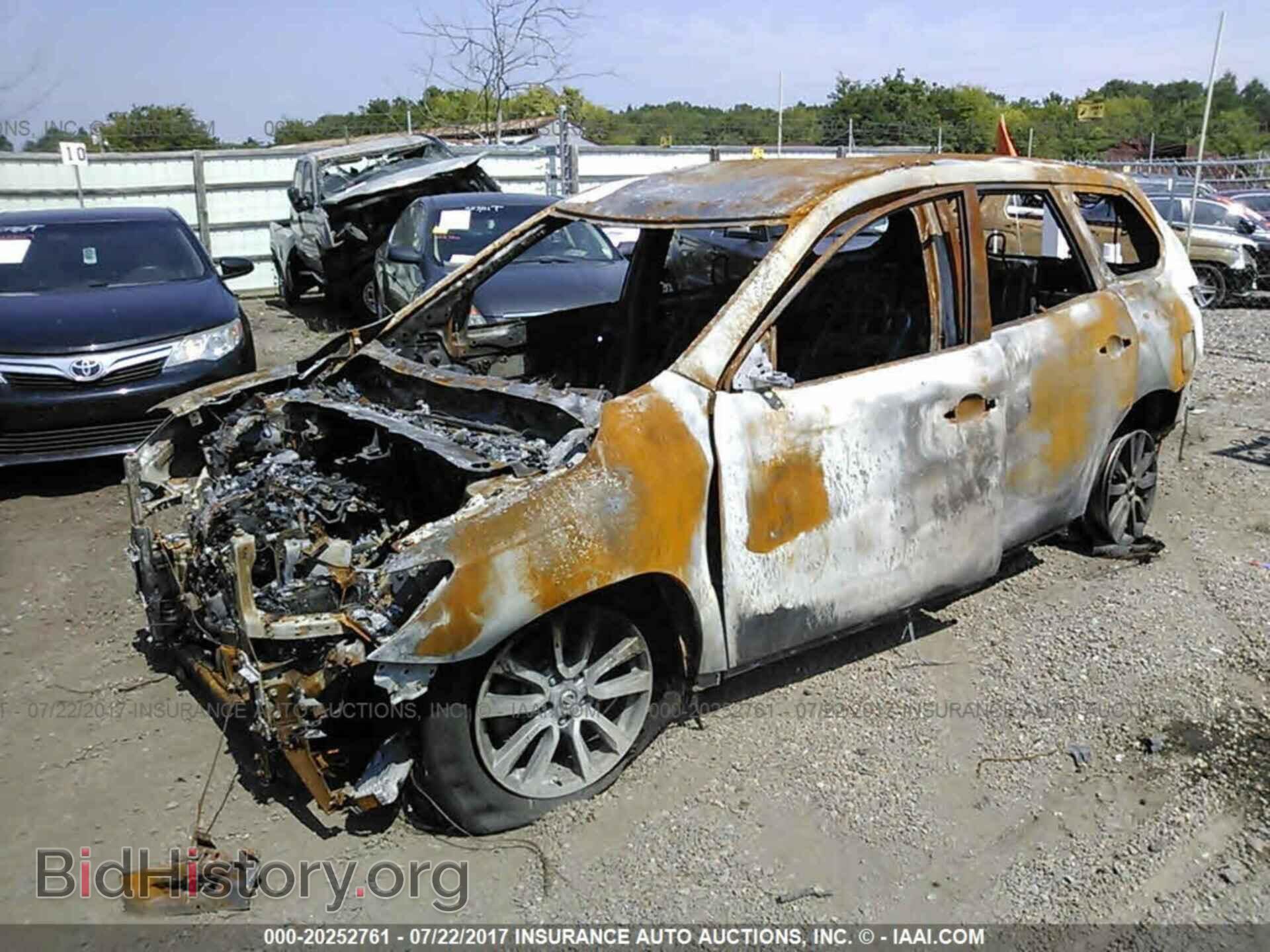 2013 Nissan Pathfinder - VIN: 5N1AR2MN2DC649780 - Фото 2