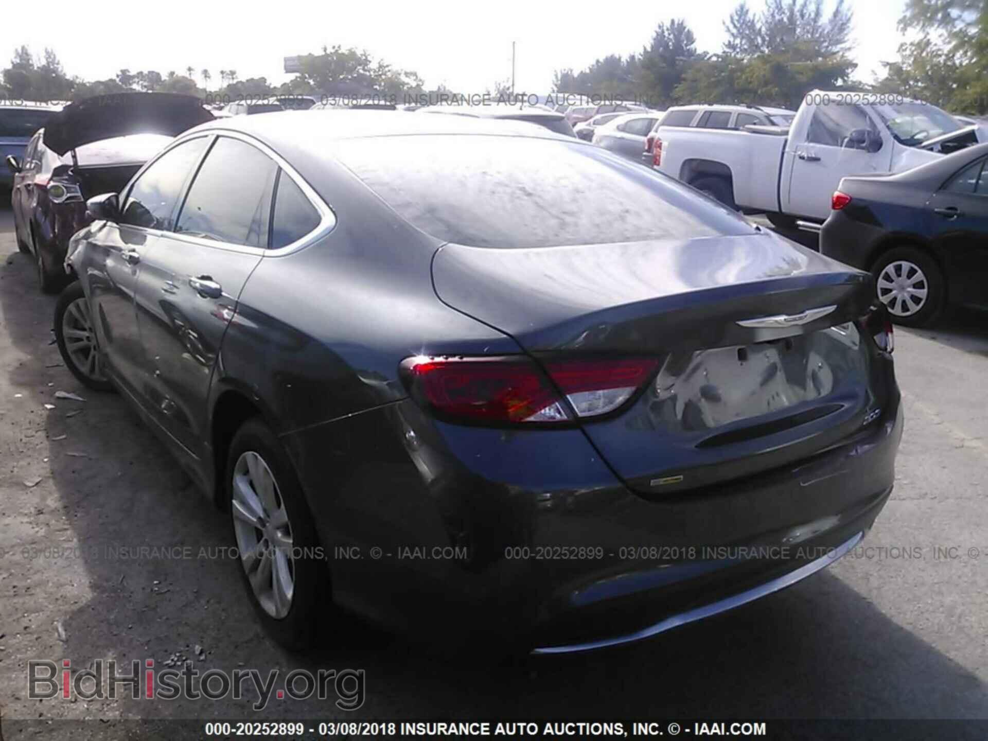 2016 Chrysler 200 - VIN: 1C3CCCAB6GN148211 - Photo 3