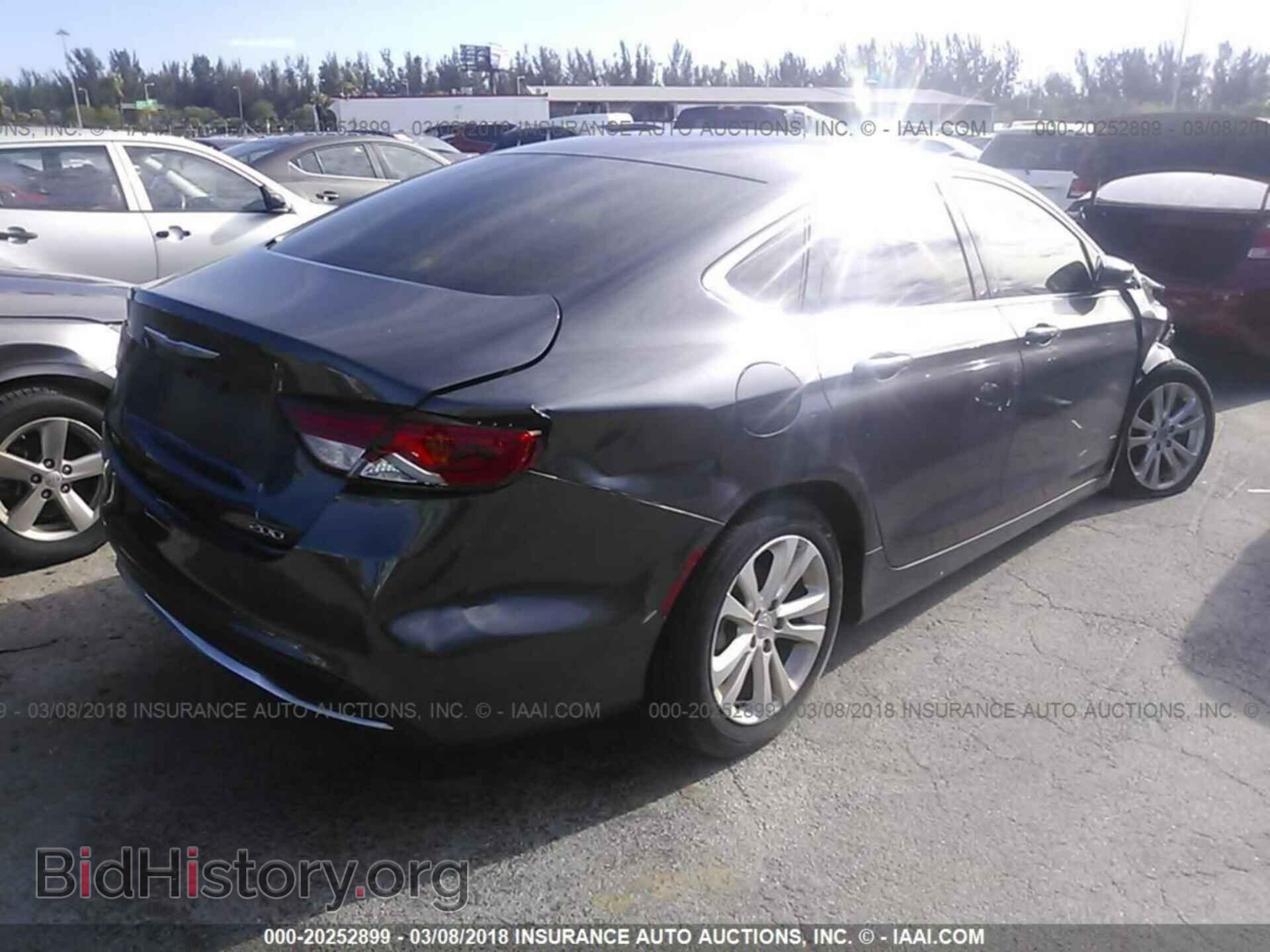 2016 Chrysler 200 - VIN: 1C3CCCAB6GN148211 - Photo 4