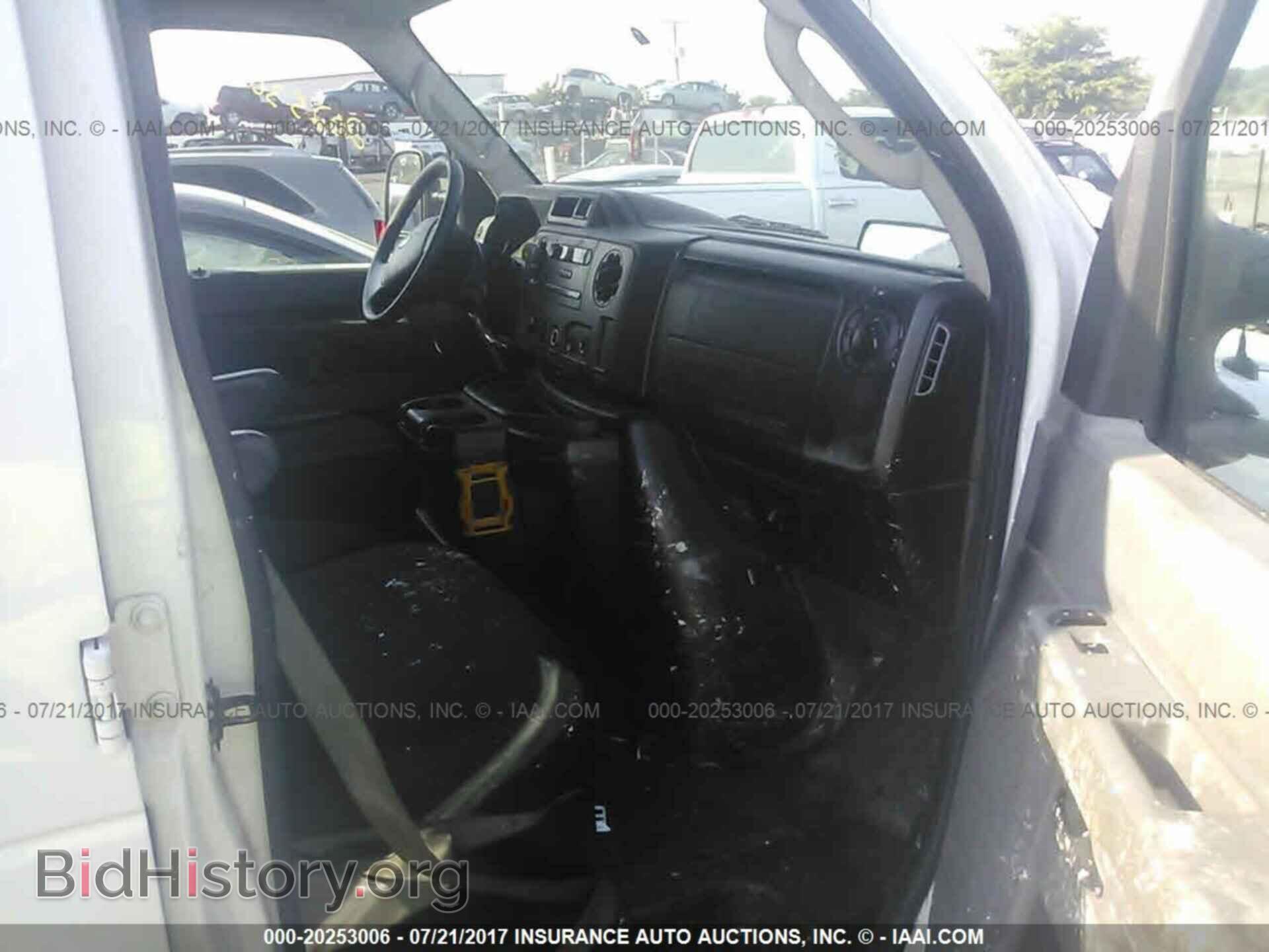 2011 Ford Econoline - VIN: 1FTSS3EL5BDA80981 - Фото 5