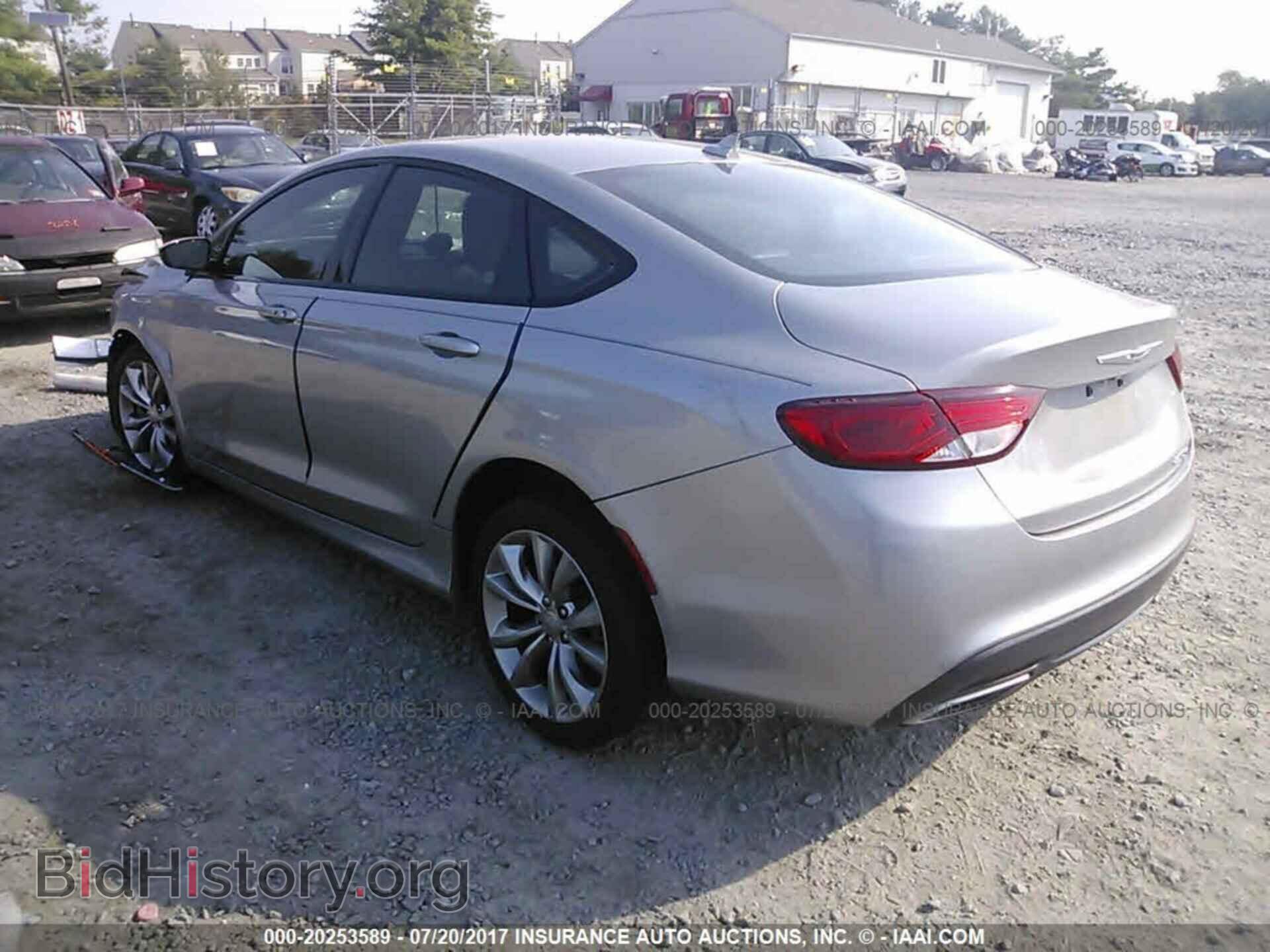2015 Chrysler 200 - VIN: 1C3CCCBG0FN717711 - Фото 3