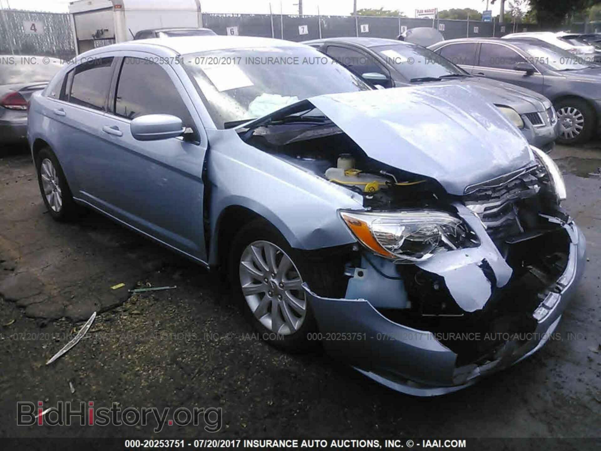 Photo 1C3CCBBB8DN612085 - Chrysler 200 2013