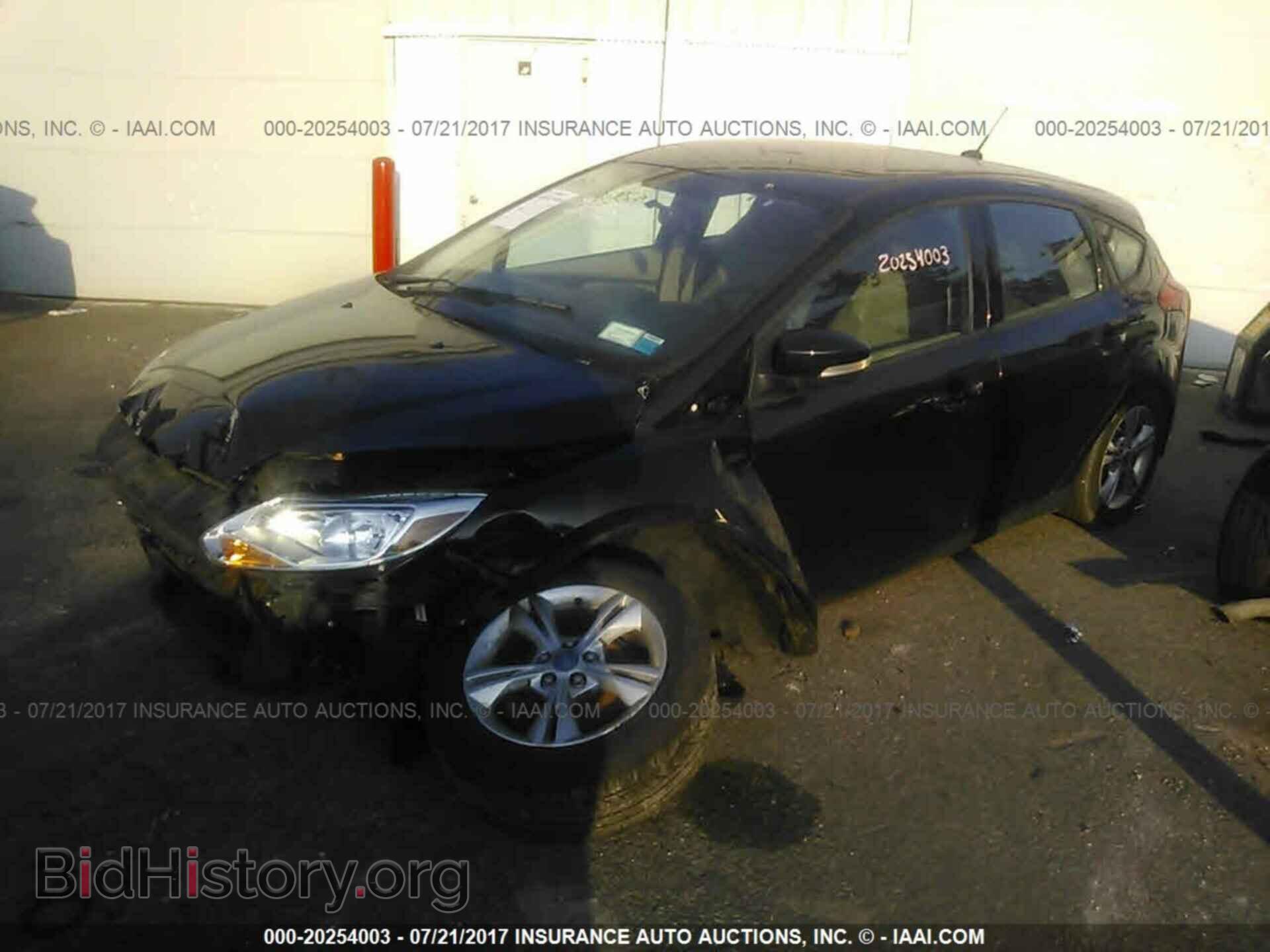 2013 Ford Focus - VIN: 1FADP3K28DL166726 - Фото 2