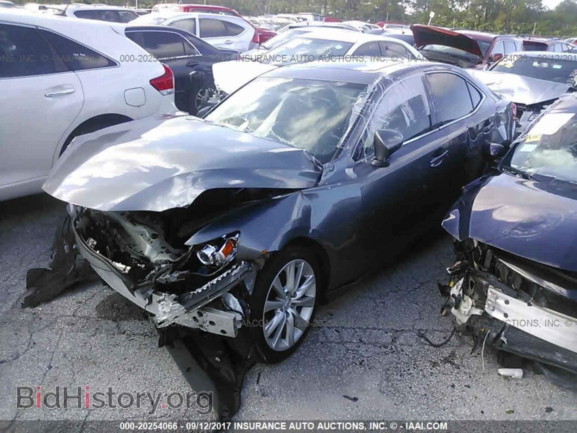 2015 Lexus Is - VIN: JTHBF1D25F5057393 - Фото 2
