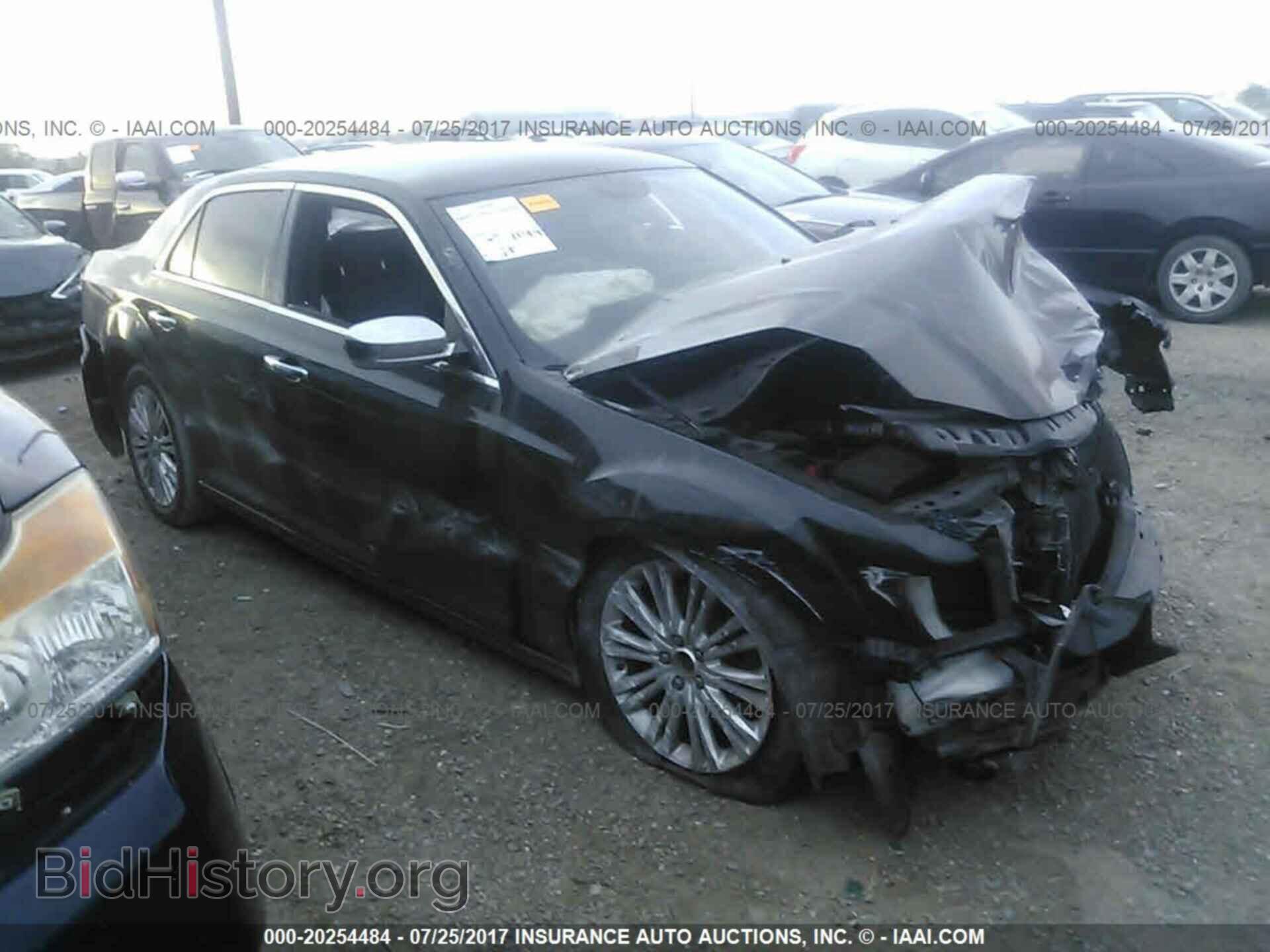 Фотография 2C3CCAKT9DH665454 - Chrysler 300c 2013
