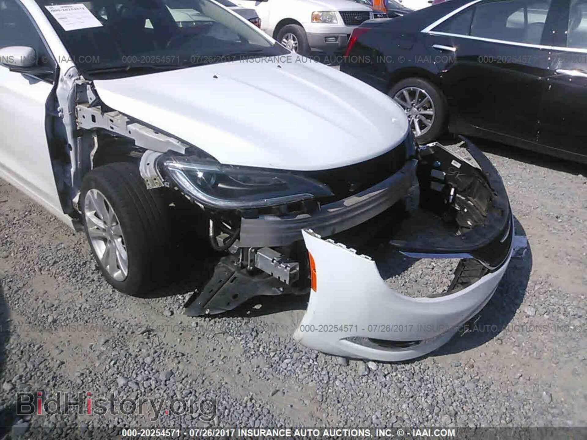 2015 Chrysler 200 - VIN: 1C3CCCAB2FN645979 - Photo 6