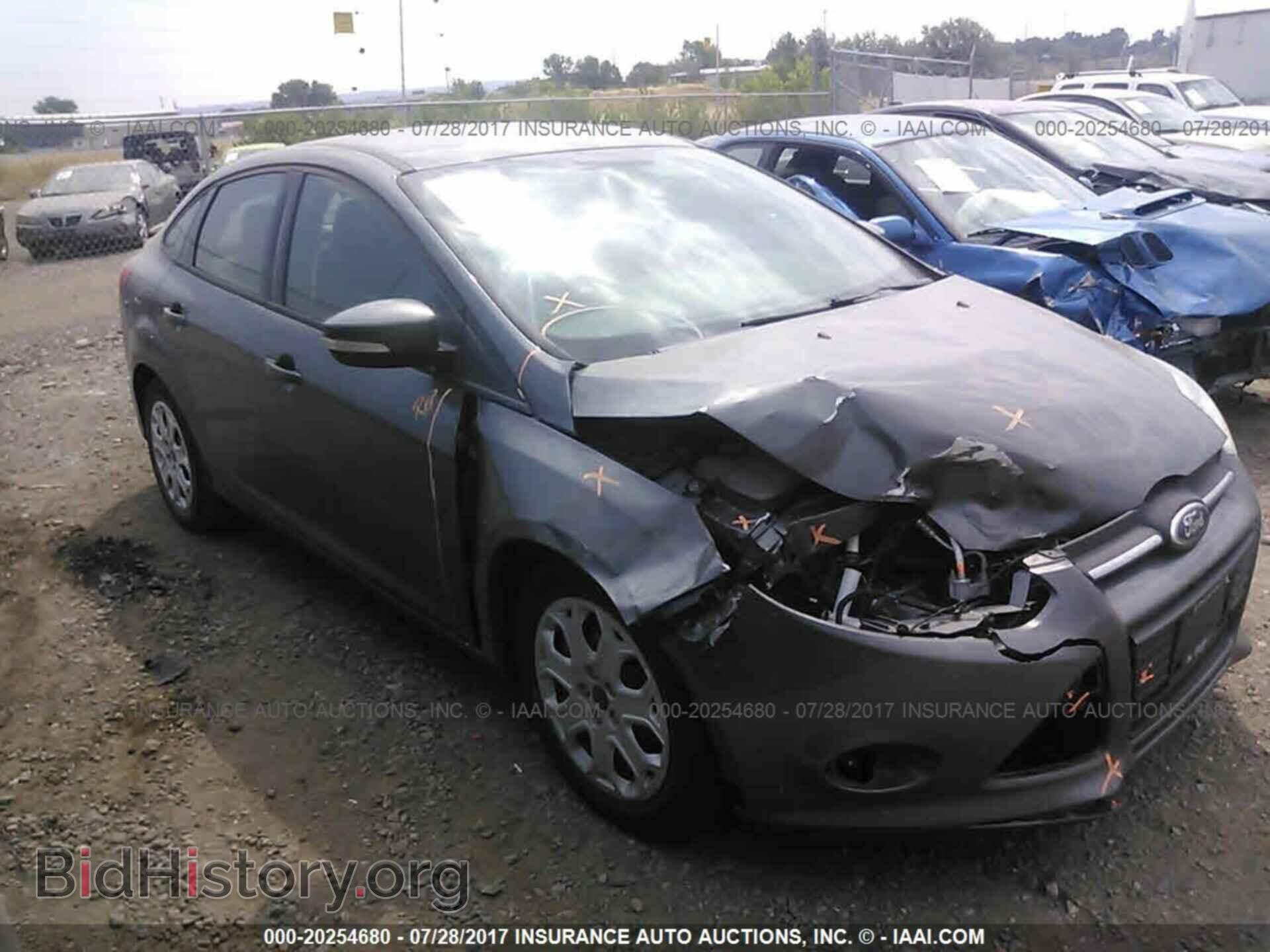 Photo 1FAHP3F23CL410129 - Ford Focus 2012