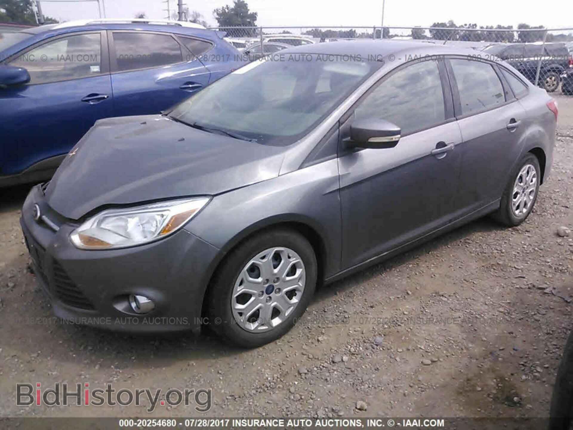 2012 Ford Focus - VIN: 1FAHP3F23CL410129 - Фото 2