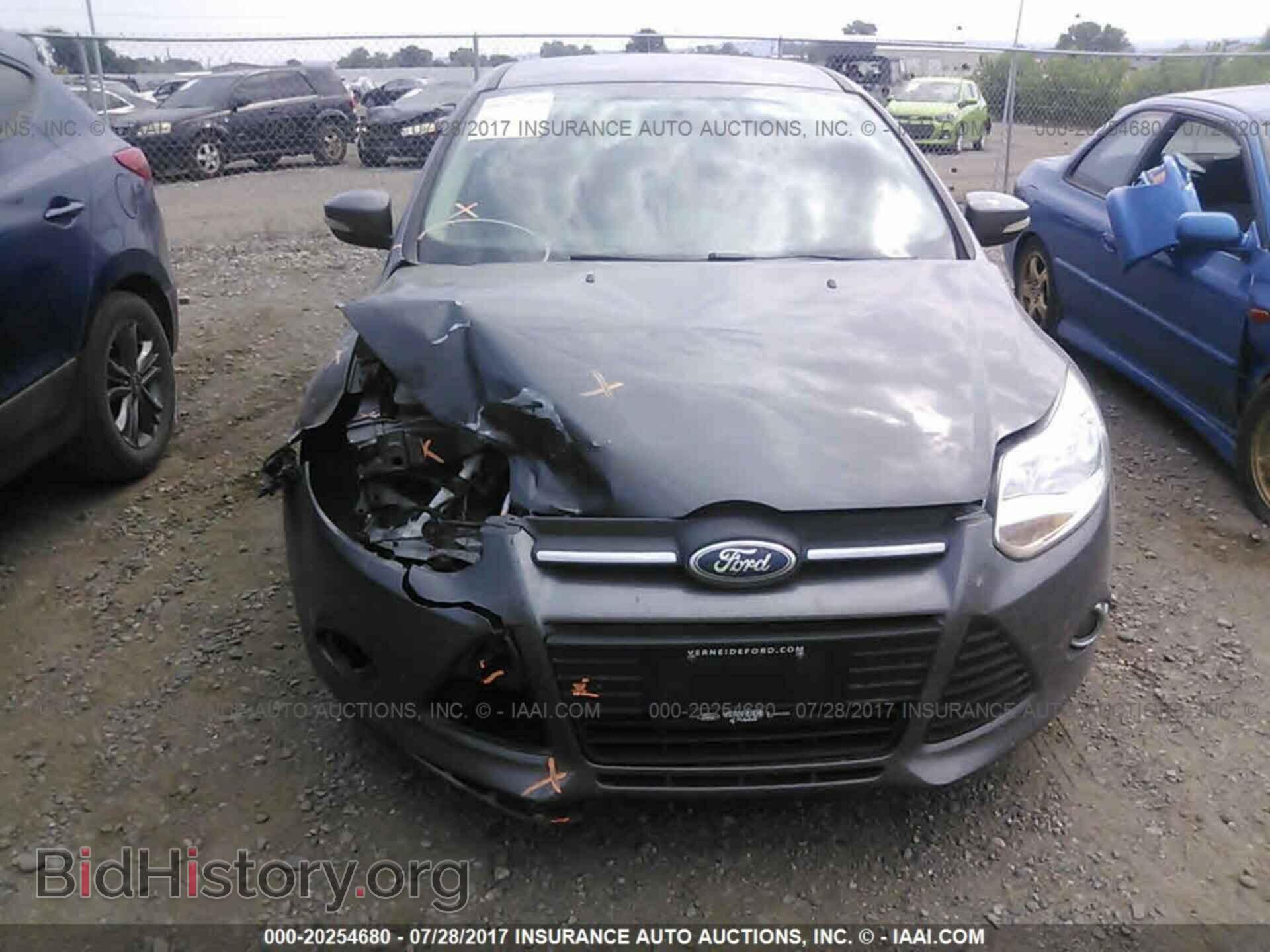 2012 Ford Focus - VIN: 1FAHP3F23CL410129 - Фото 6
