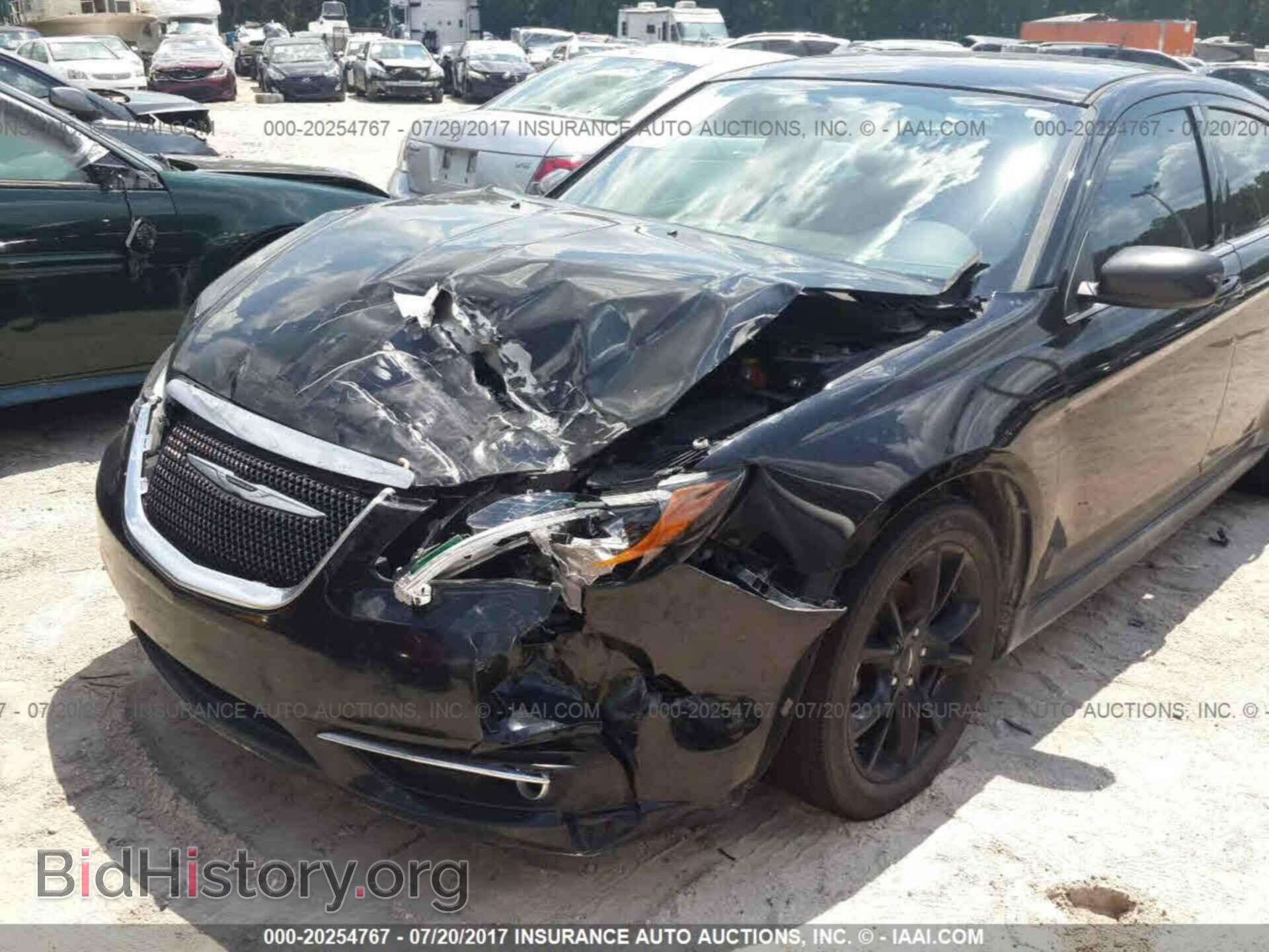 2014 Chrysler 200 - VIN: 1C3CCBCG3EN172787 - Photo 6