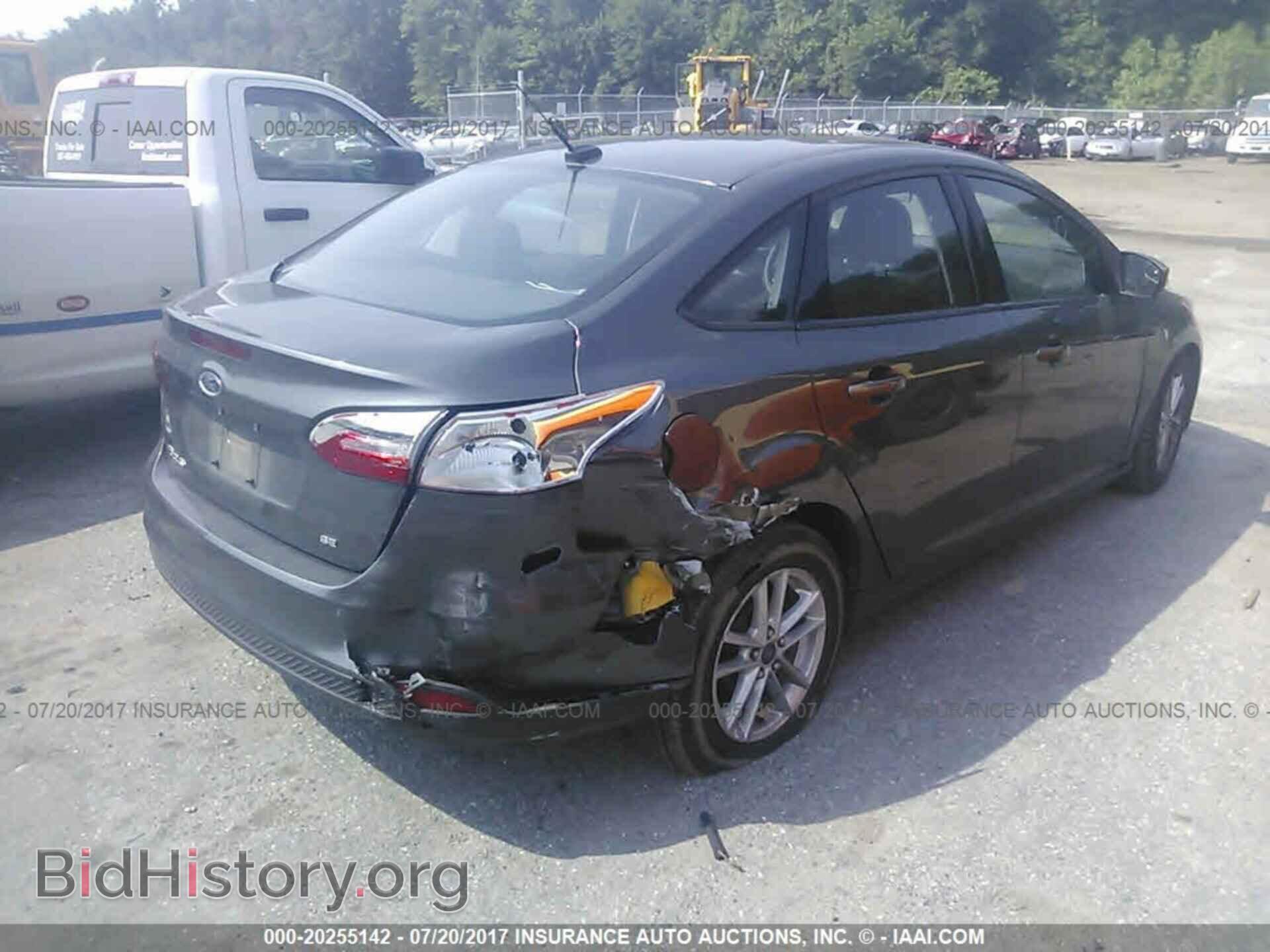 2016 Ford Focus - VIN: 1FADP3F28GL219794 - Фото 4