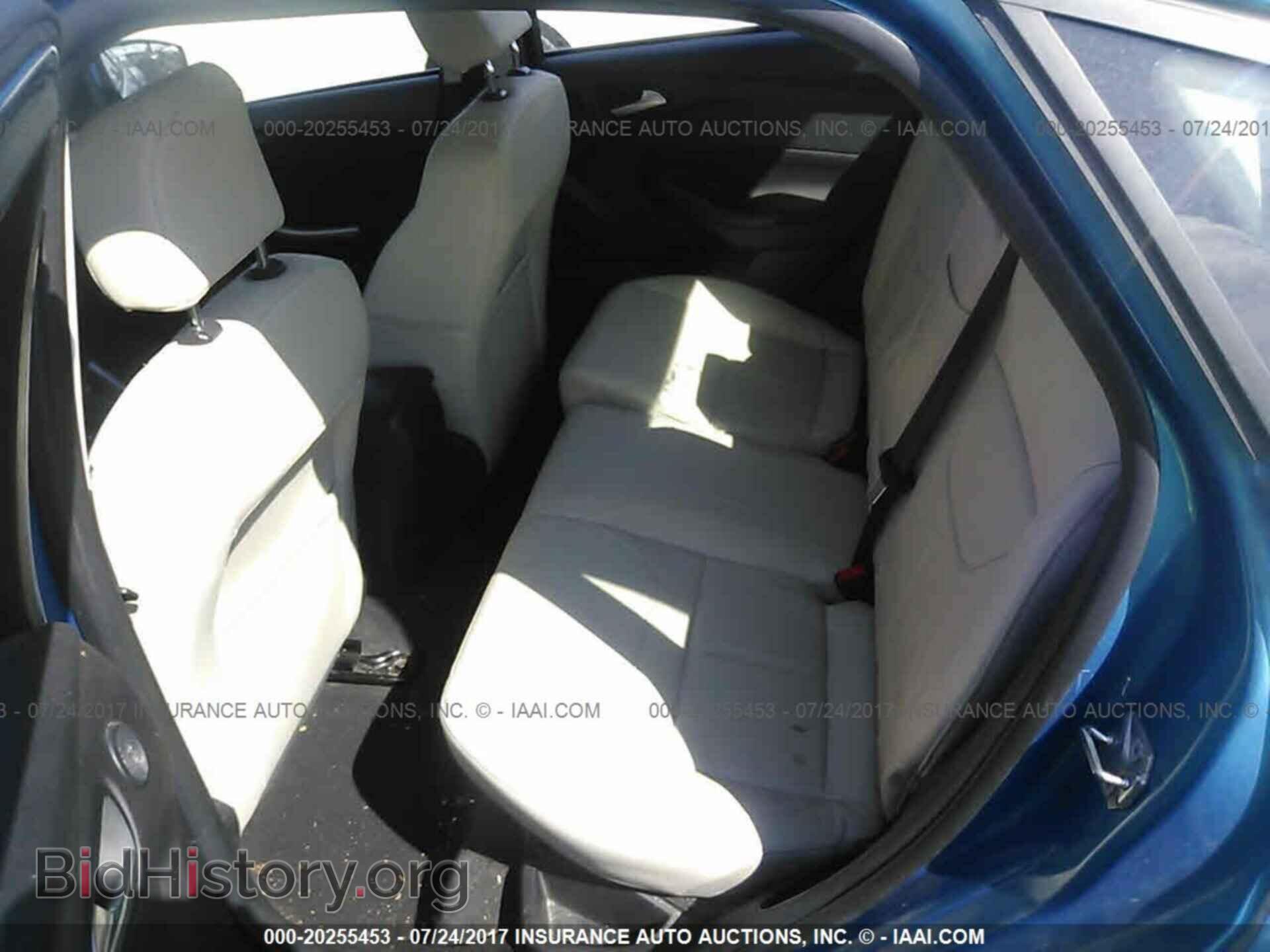 2015 Ford Focus - VIN: 1FADP3J2XFL209497 - Photo 8