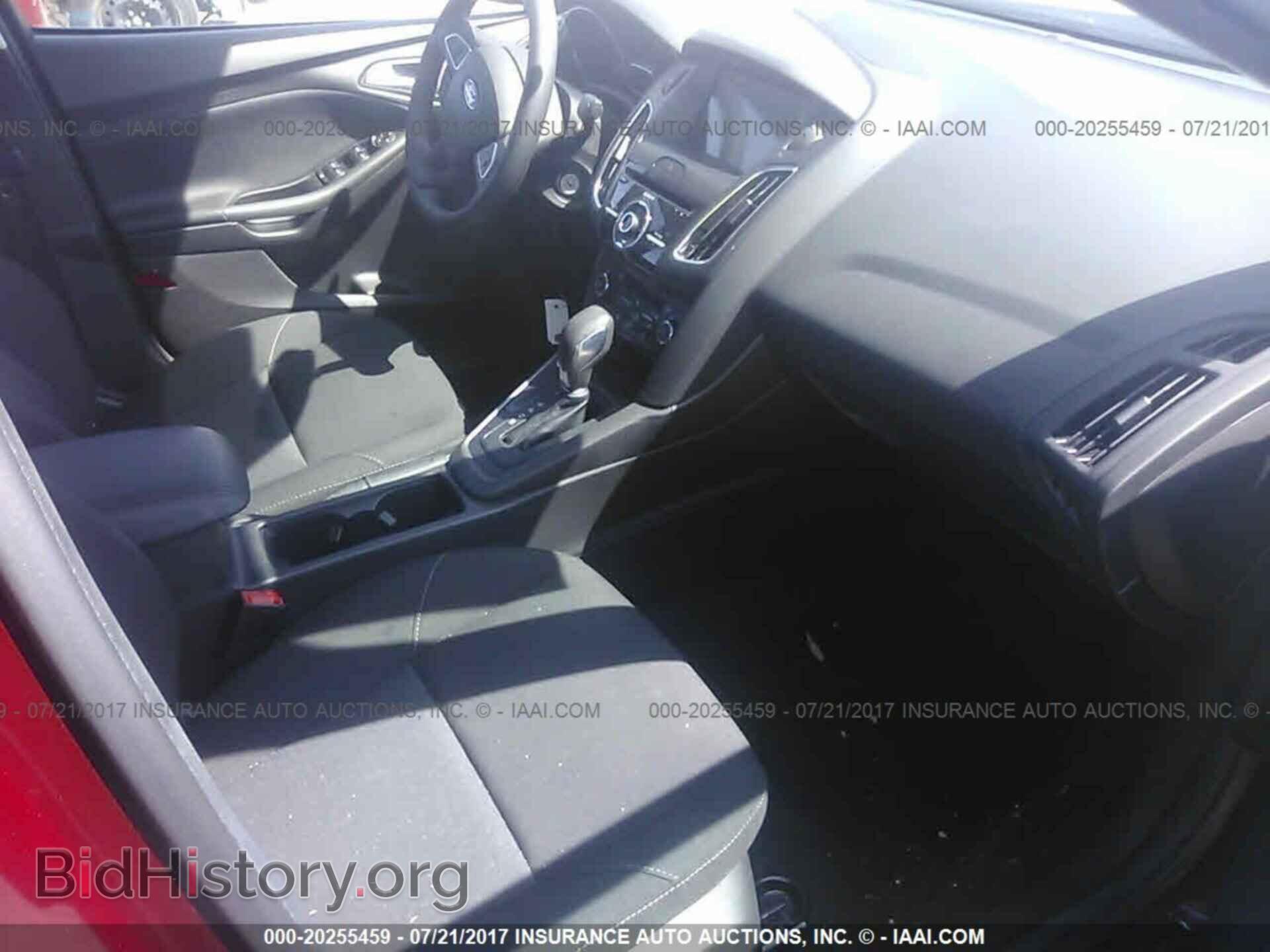 2017 Ford Focus - VIN: 1FADP3H25HL257756 - Photo 5