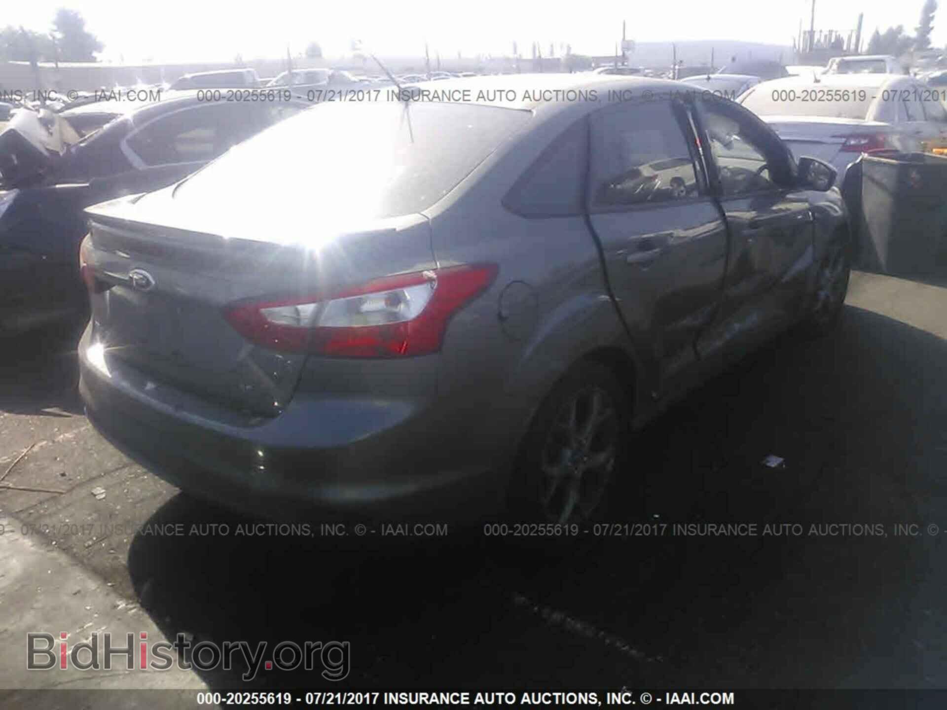 2013 Ford Focus - VIN: 1FADP3F22DL236943 - Фото 4