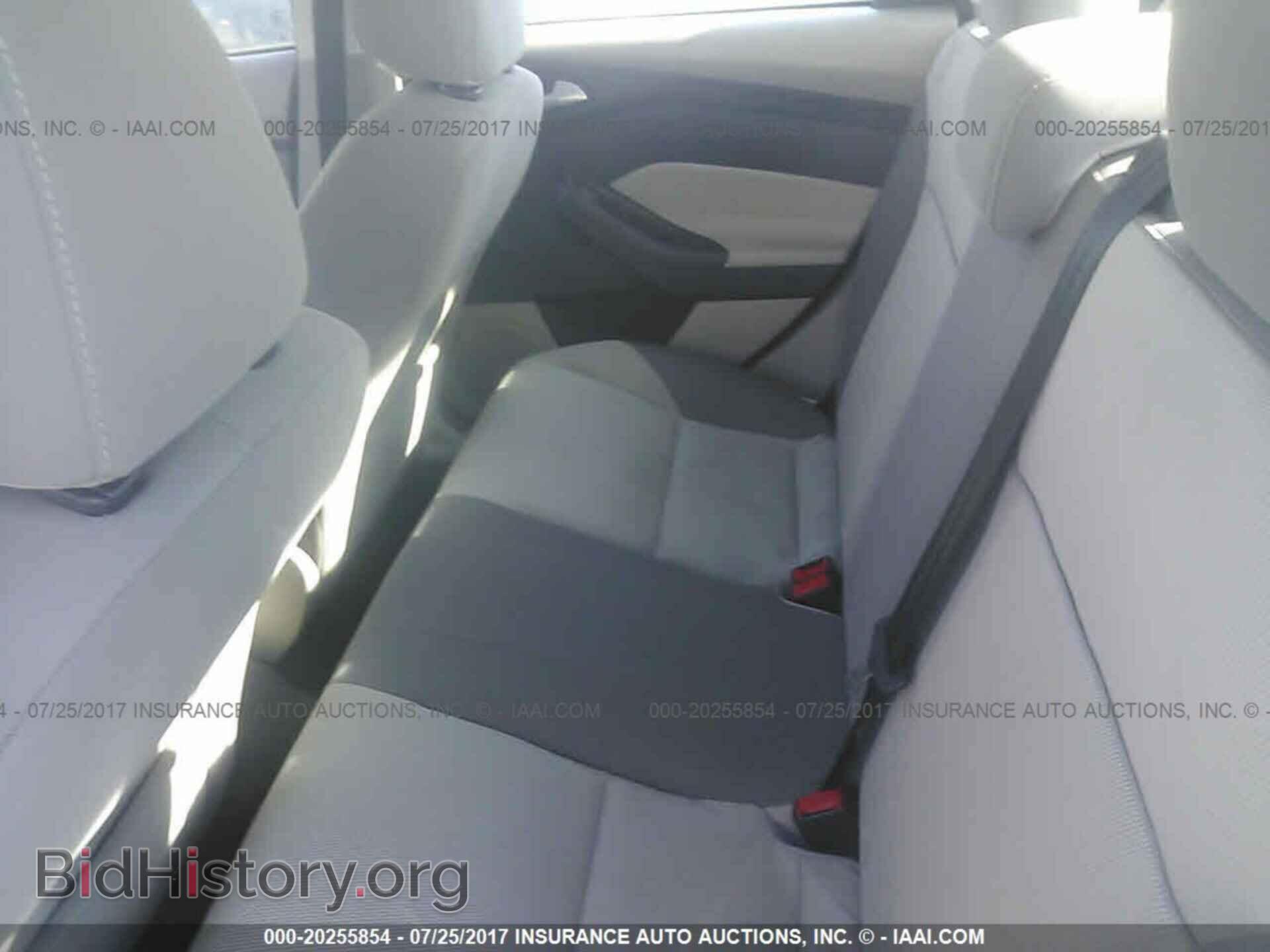 2014 Ford Focus - VIN: 1FADP3F2XEL156405 - Photo 8