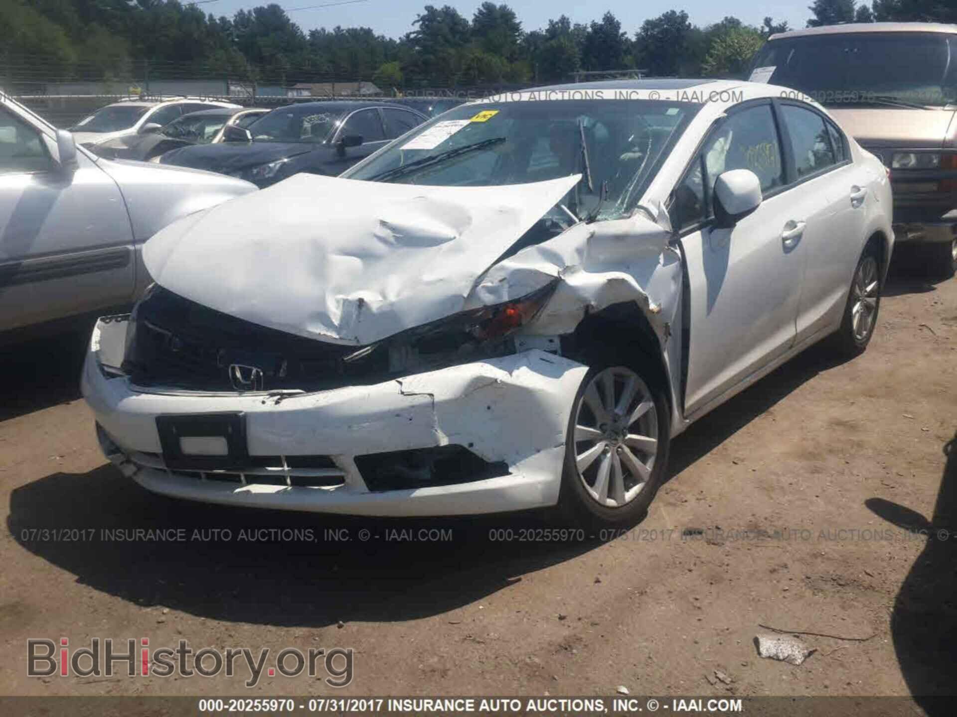 2012 Honda Civic - VIN: 2HGFB2F89CH536654 - Photo 2